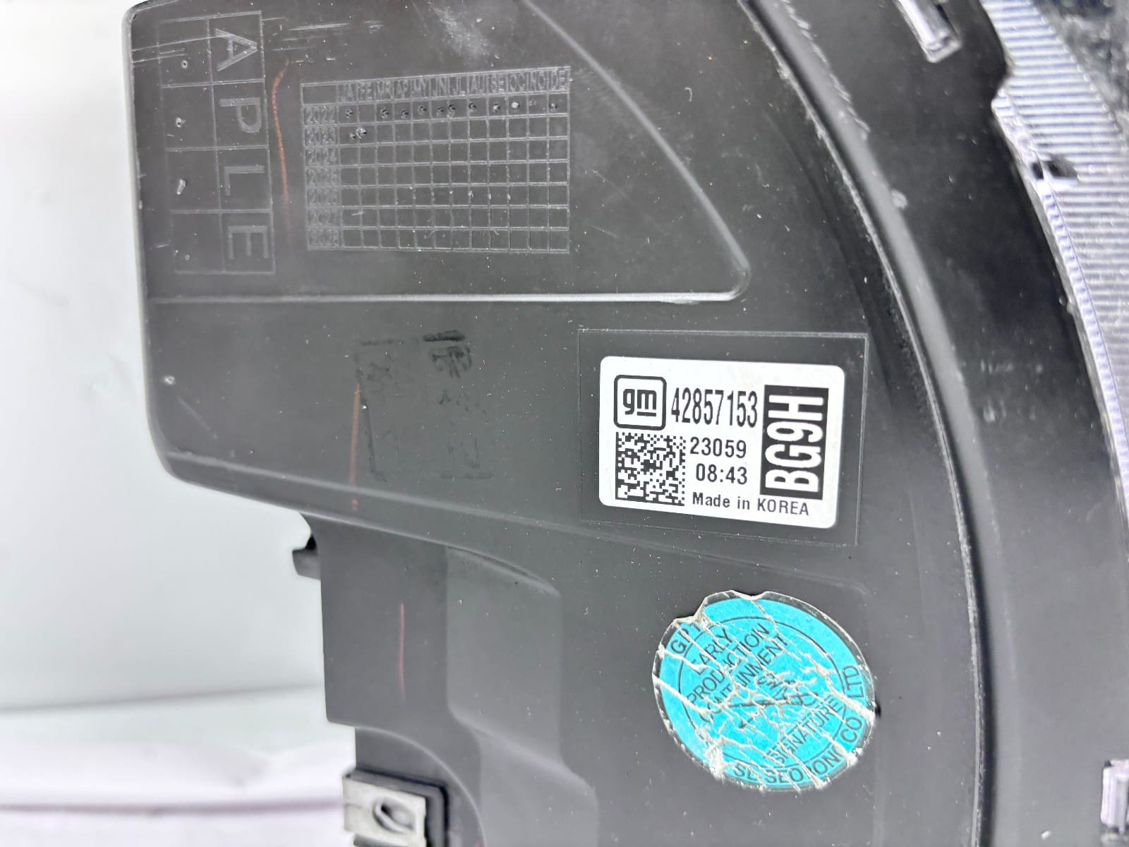 2024-2025 Chevy Trax LED DMG Front Right OEM Headlight 42857153 - Image 7