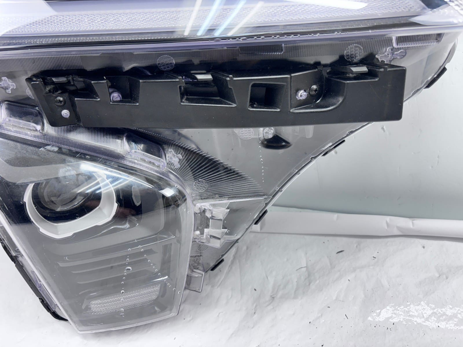 2024-2025 Chevy Trax LED DMG Front Right OEM Headlight 42857153 - Image 12