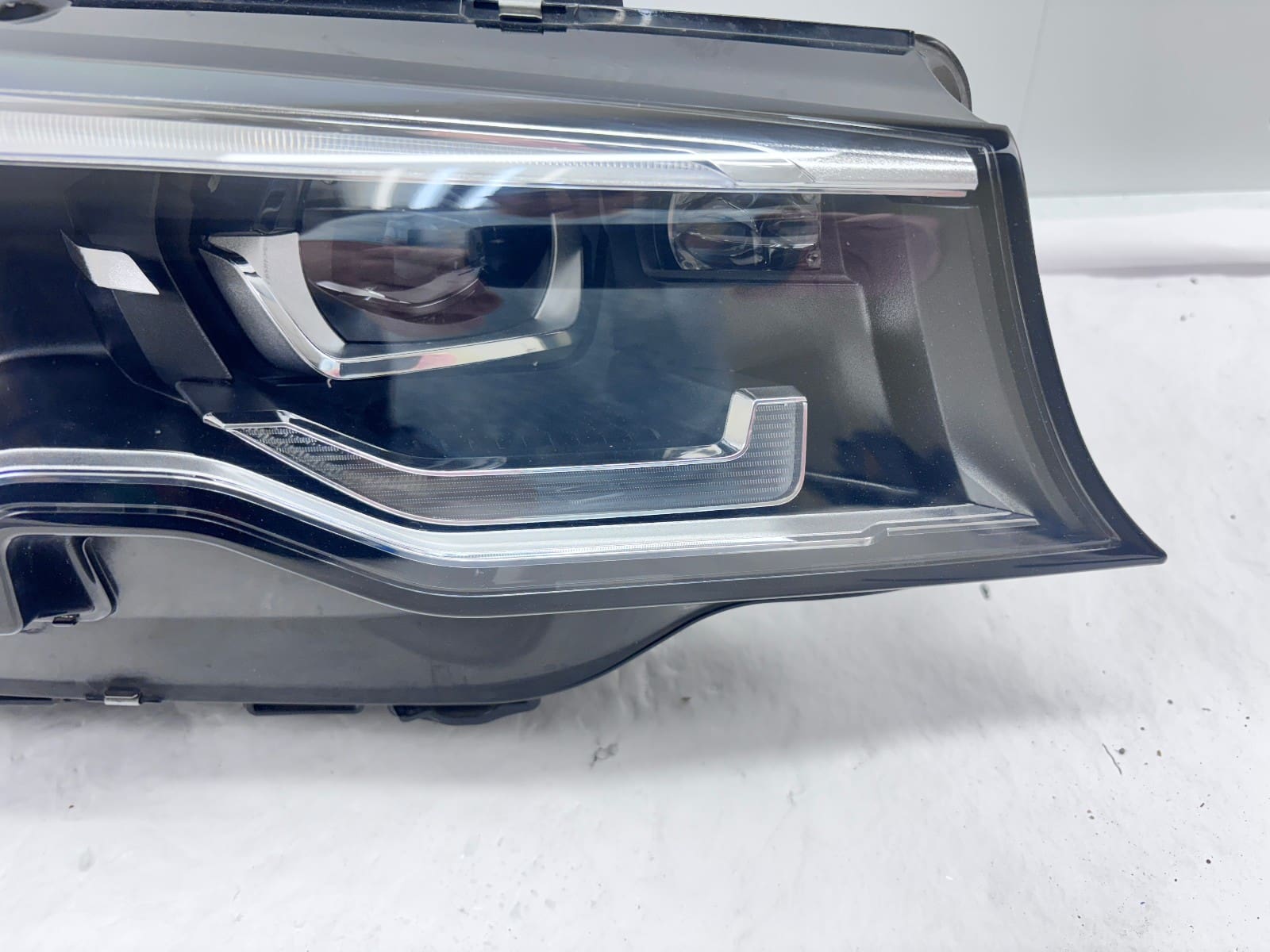 2019-2023 BMW 3 Series 330e 330i m340 Front Right OEM Headlight - Image 3