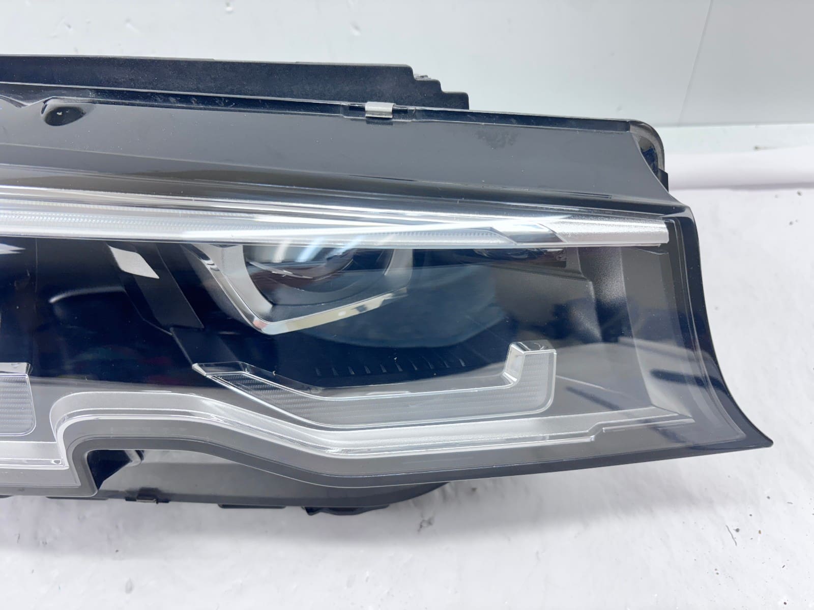 2019-2023 BMW 3 Series 330e 330i m340 Front Right OEM Headlight - Image 4