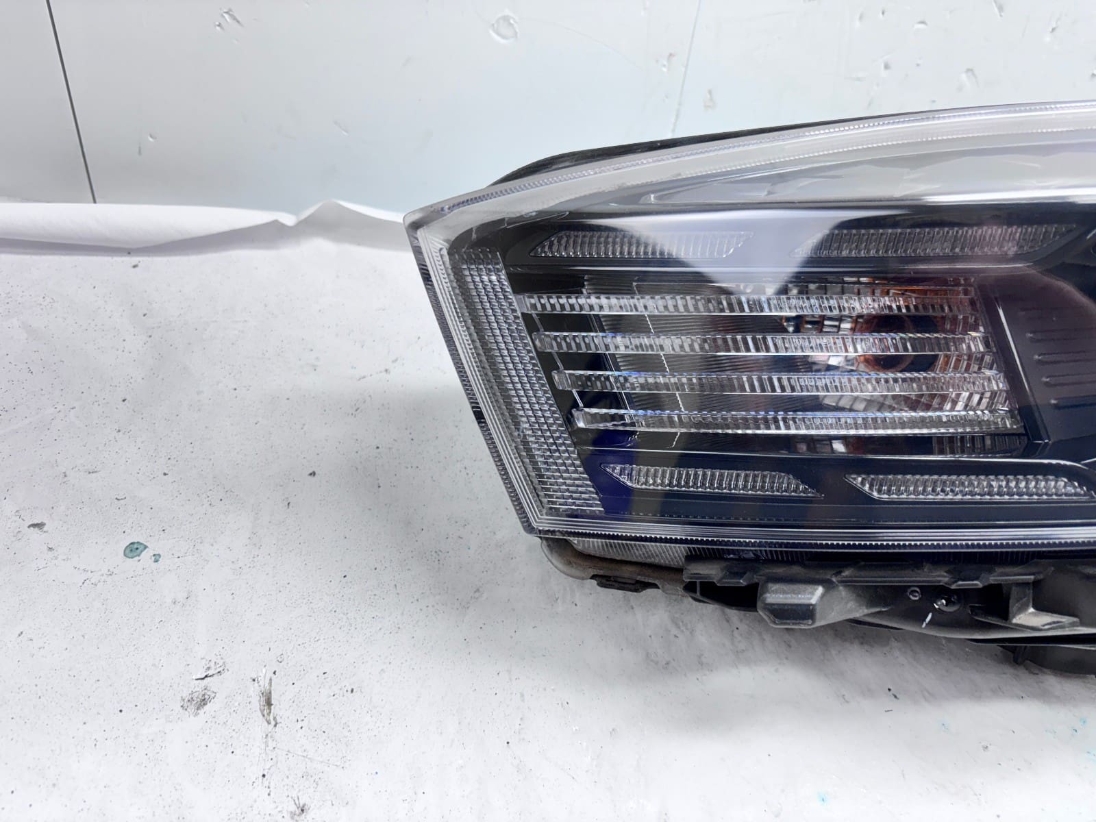 2022-24 Kia Forte Halogen LED Front Left OEM Headlight M7921-64430 - Image 2