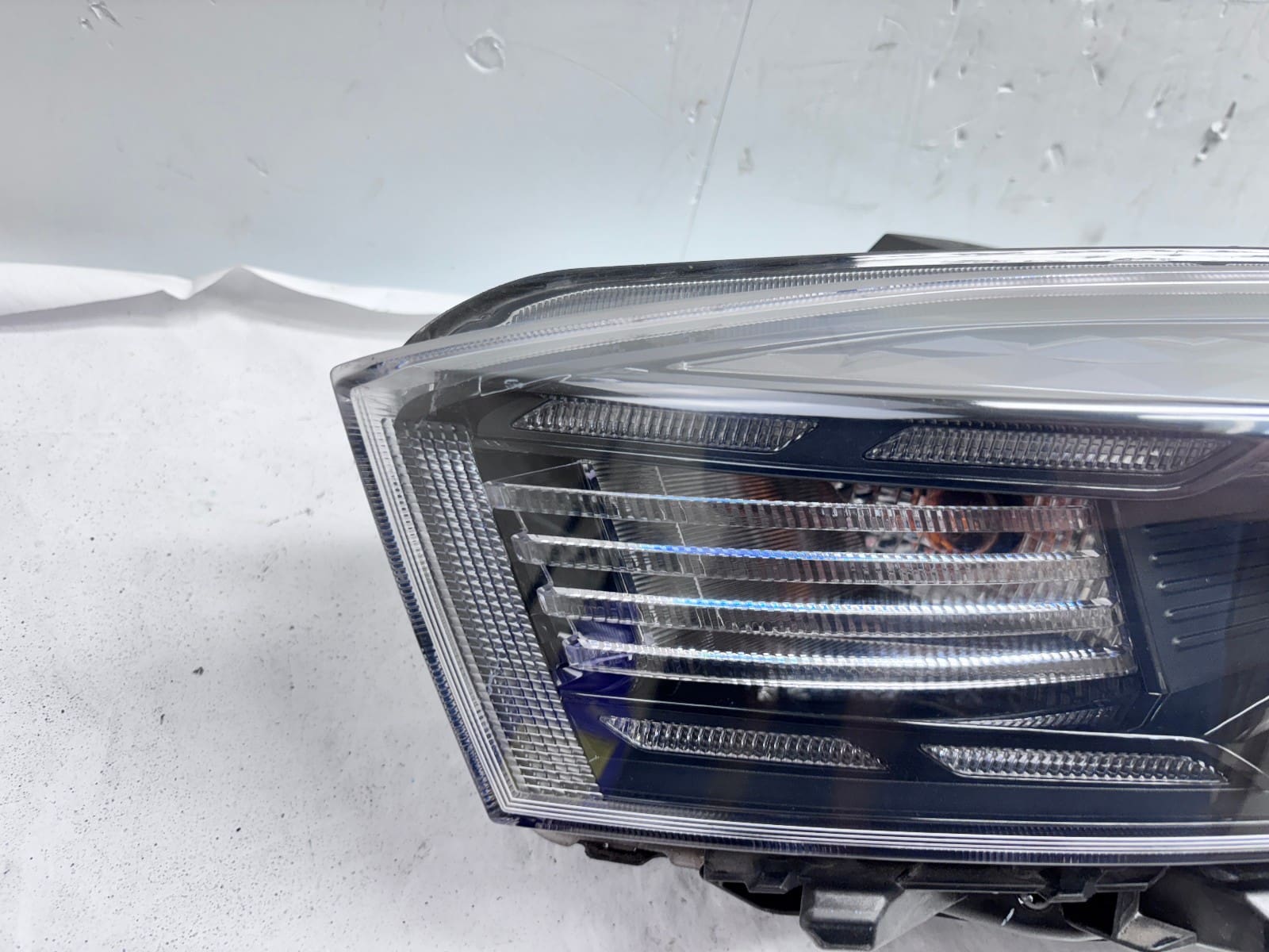 2022-24 Kia Forte Halogen LED Front Left OEM Headlight M7921-64430 - Image 3