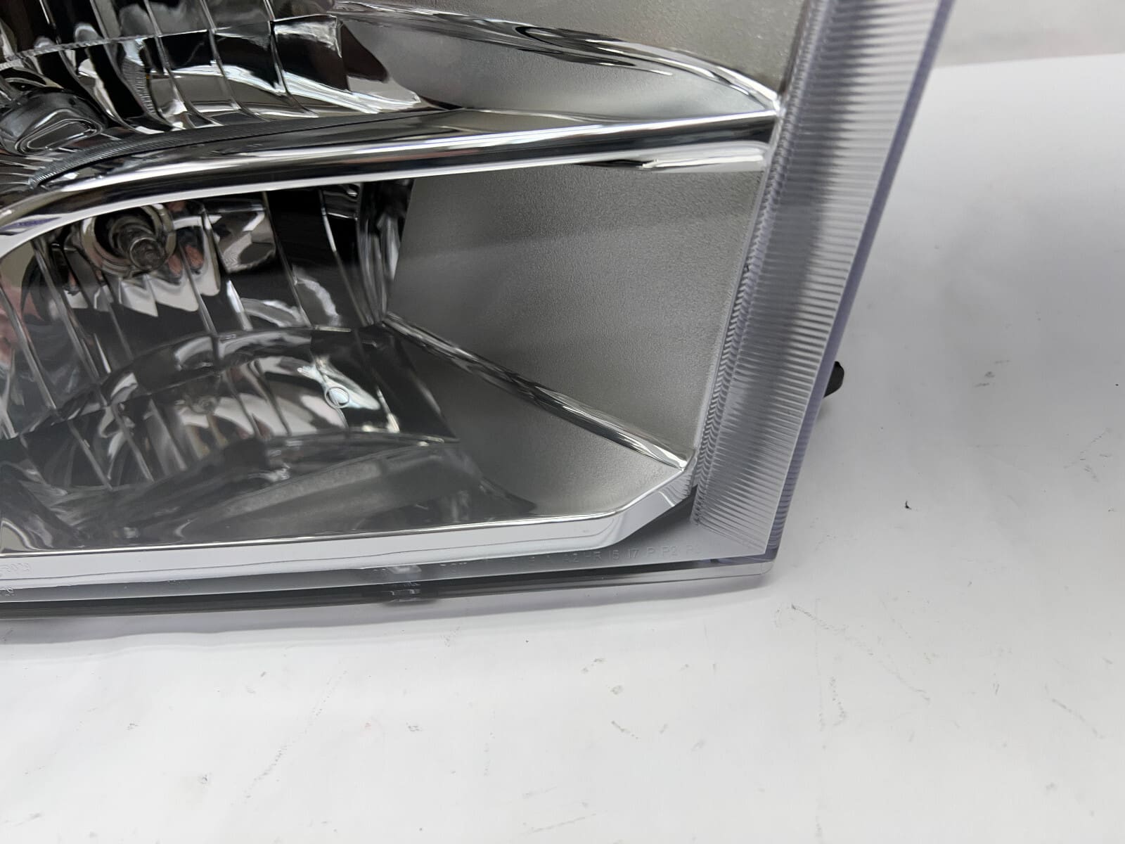 2009-2018 Dodge Ram Halogen Front Right CAPA Headlight - Image 3