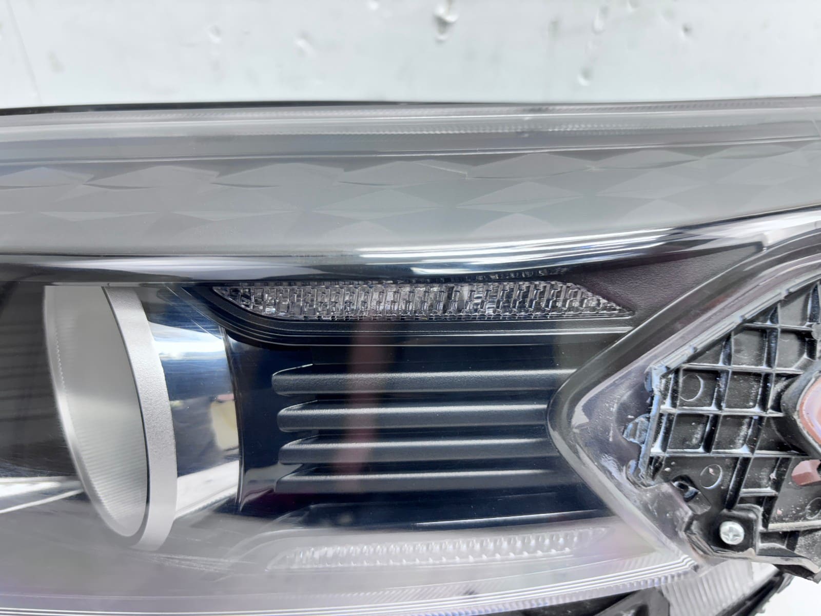 2022-24 Kia Forte Halogen LED Front Left OEM Headlight M7921-64430 - Image 11