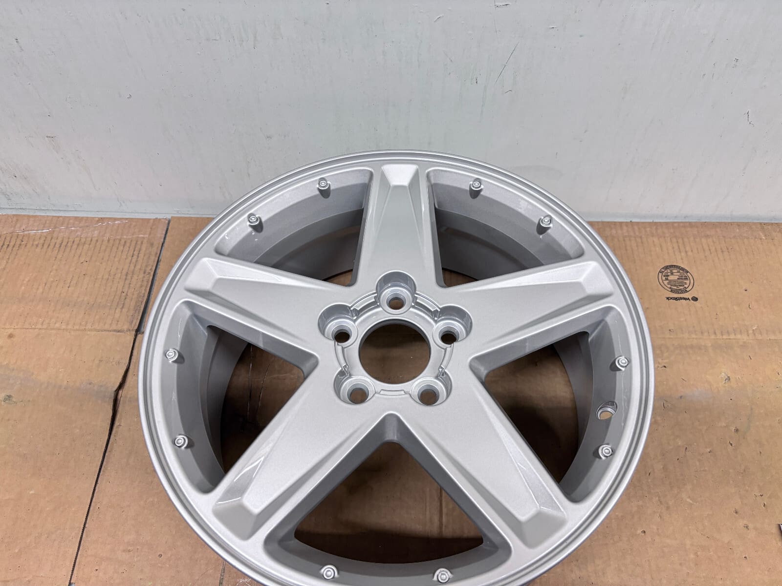 2005-06 Chevy Equinox OEM Wheel 17x7 9595554 Aluminum Rim - 1 Rim