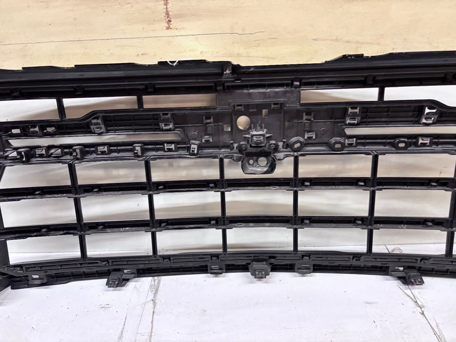 2024-25 Chevy Silverado 2500 3500 Black Front OEM Grille 86533007 - Image 20