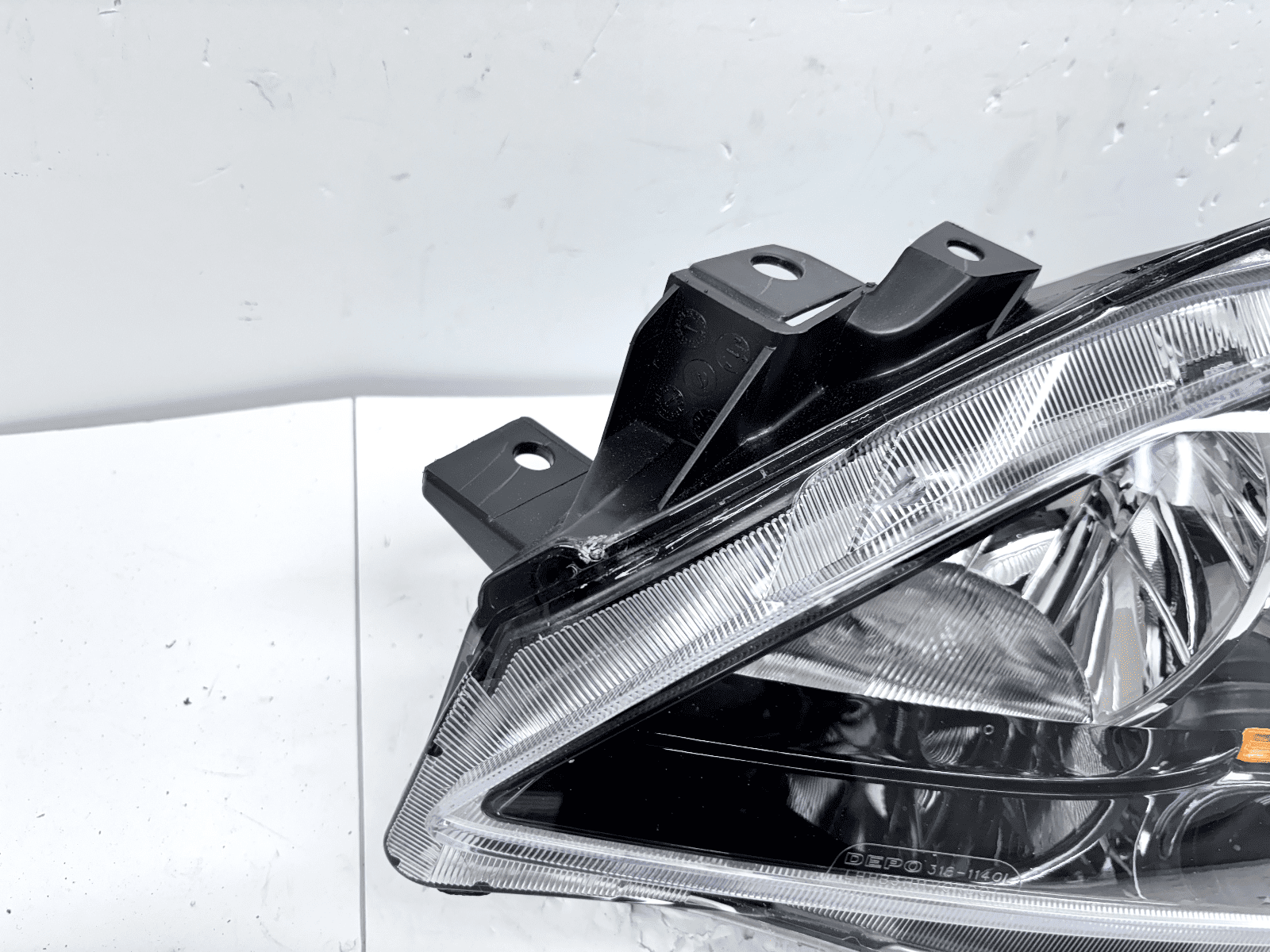 2010-2013 Mazda3 Halogen Front Left CAPA Headlight bbm4510loh - Image 3