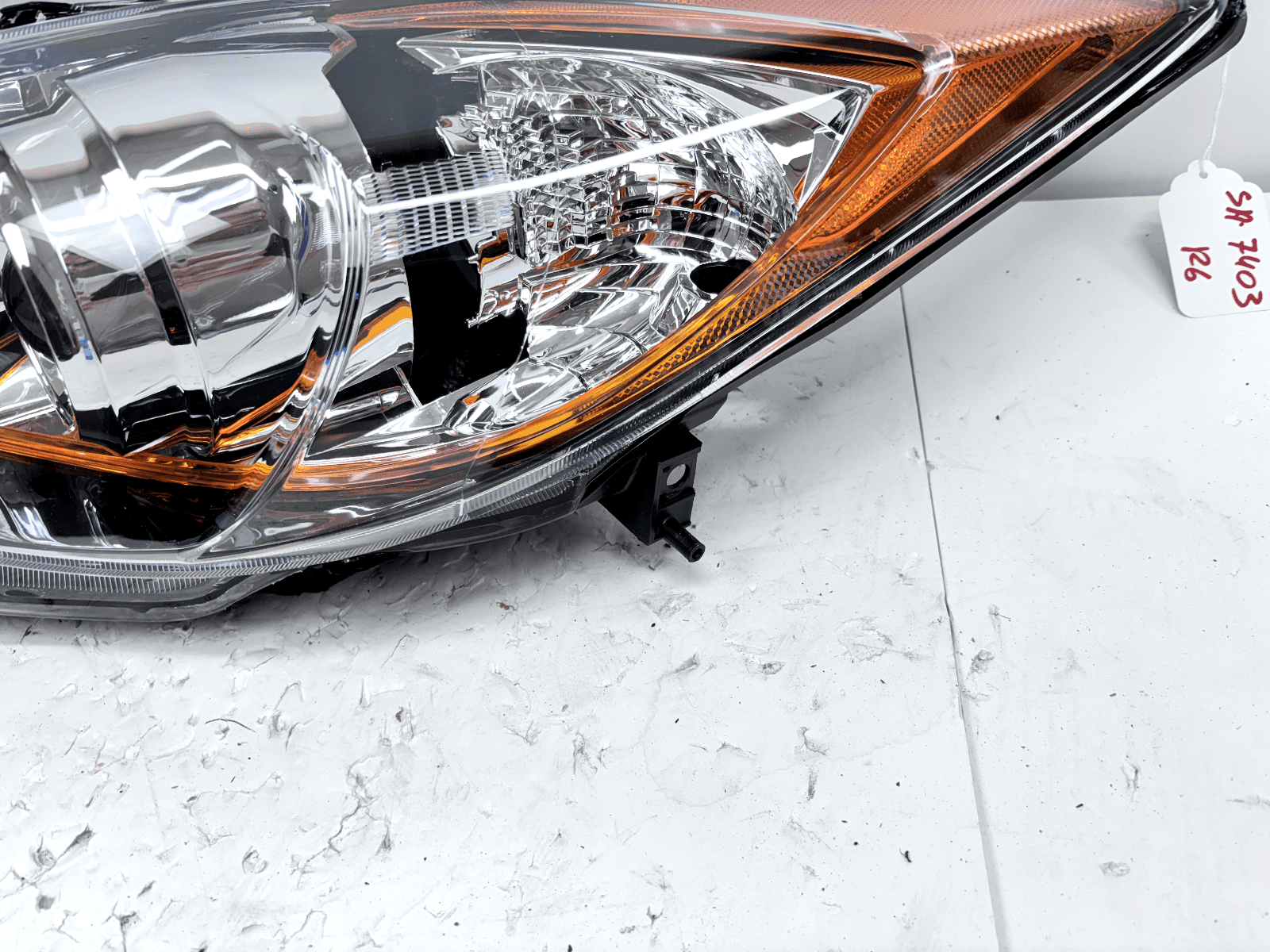 2010-2013 Mazda3 Halogen Front Left CAPA Headlight bbm4510loh - Image 9