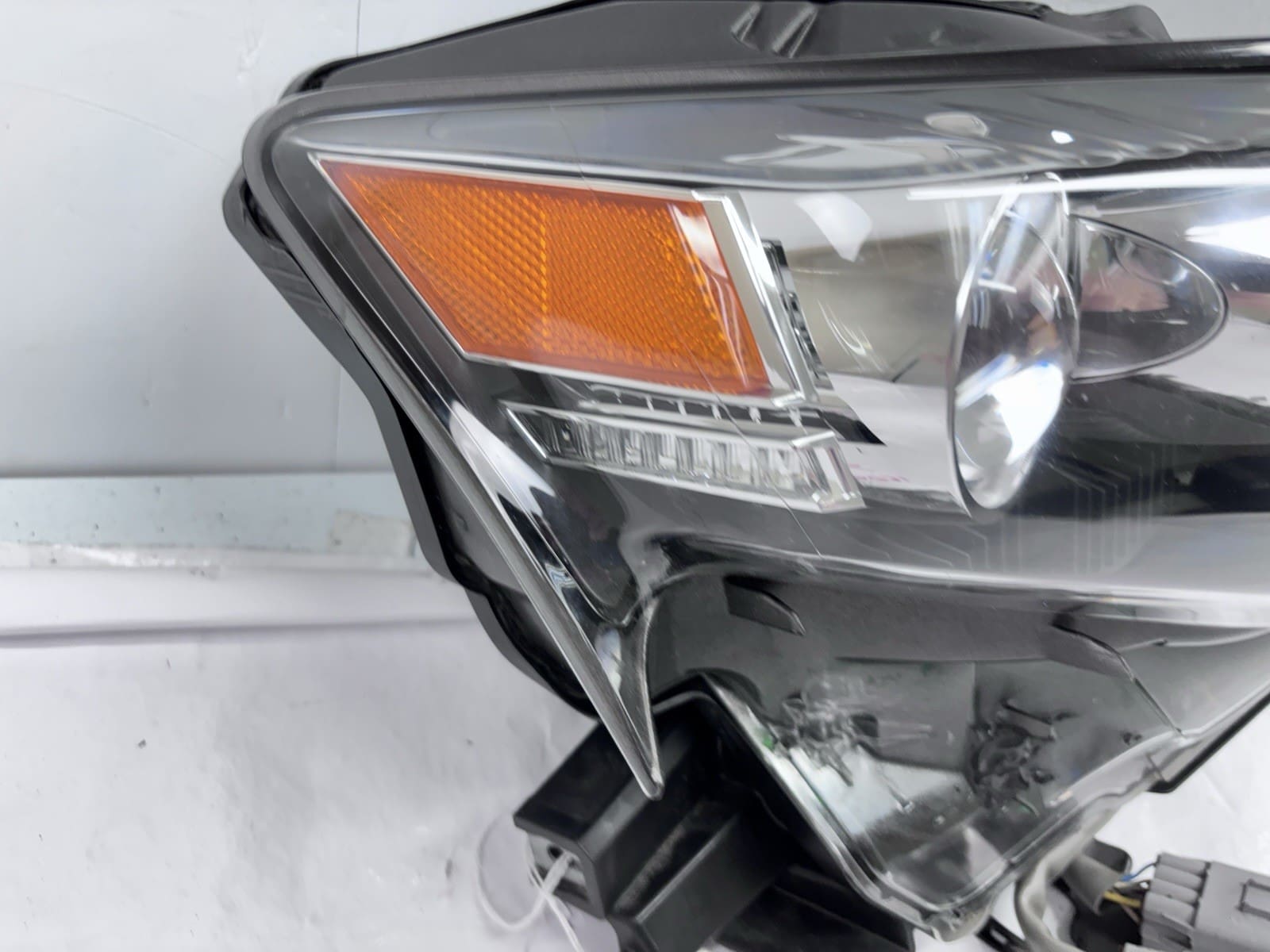 2014-16 Lexus IS IS250 IS350 LED Front Right OEM Headlight 8114553751 - Image 13