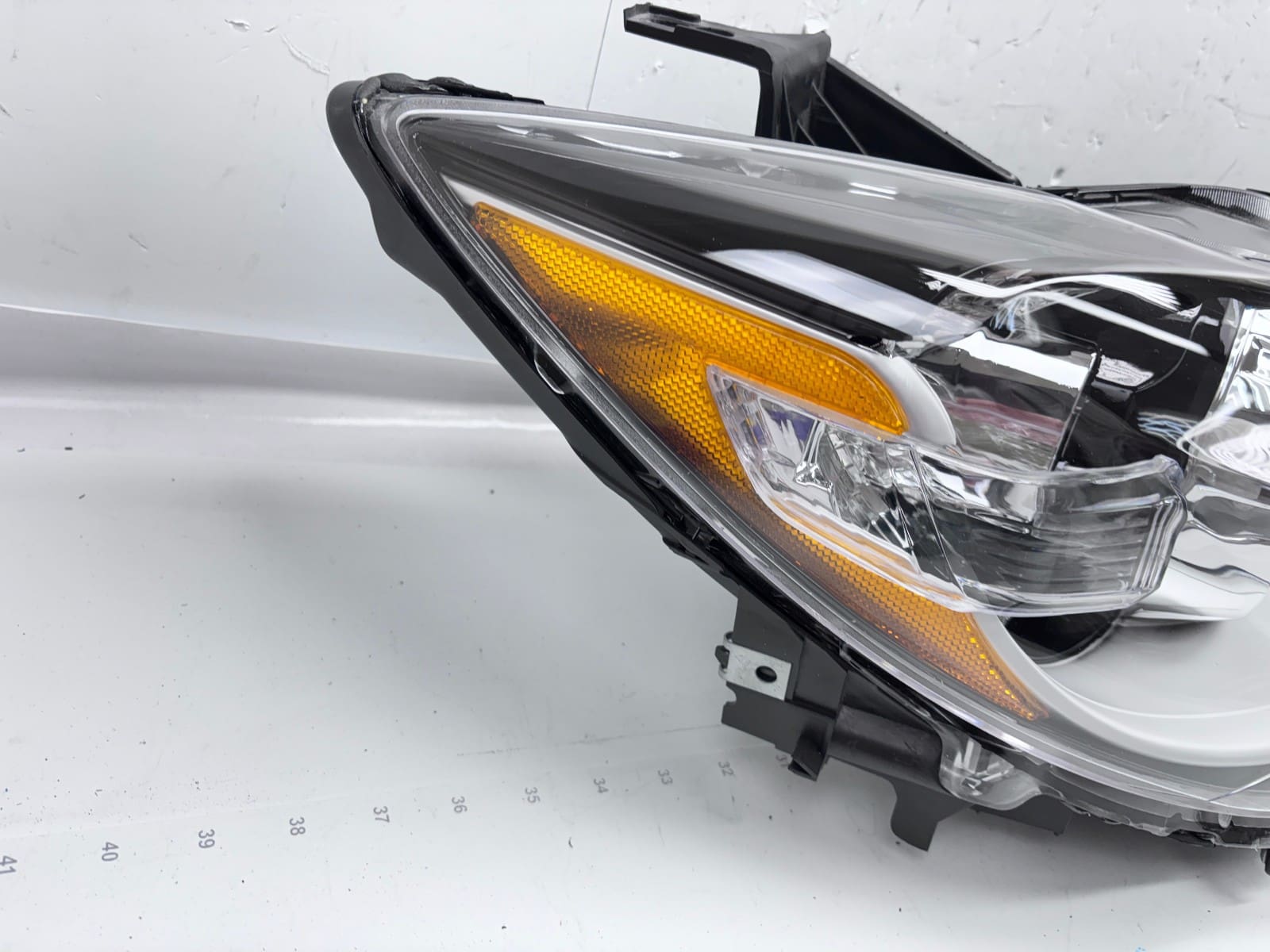 Mazda CX-5 2013-2016 Halogen Front Right Headlight KJ0151031C - Image 13