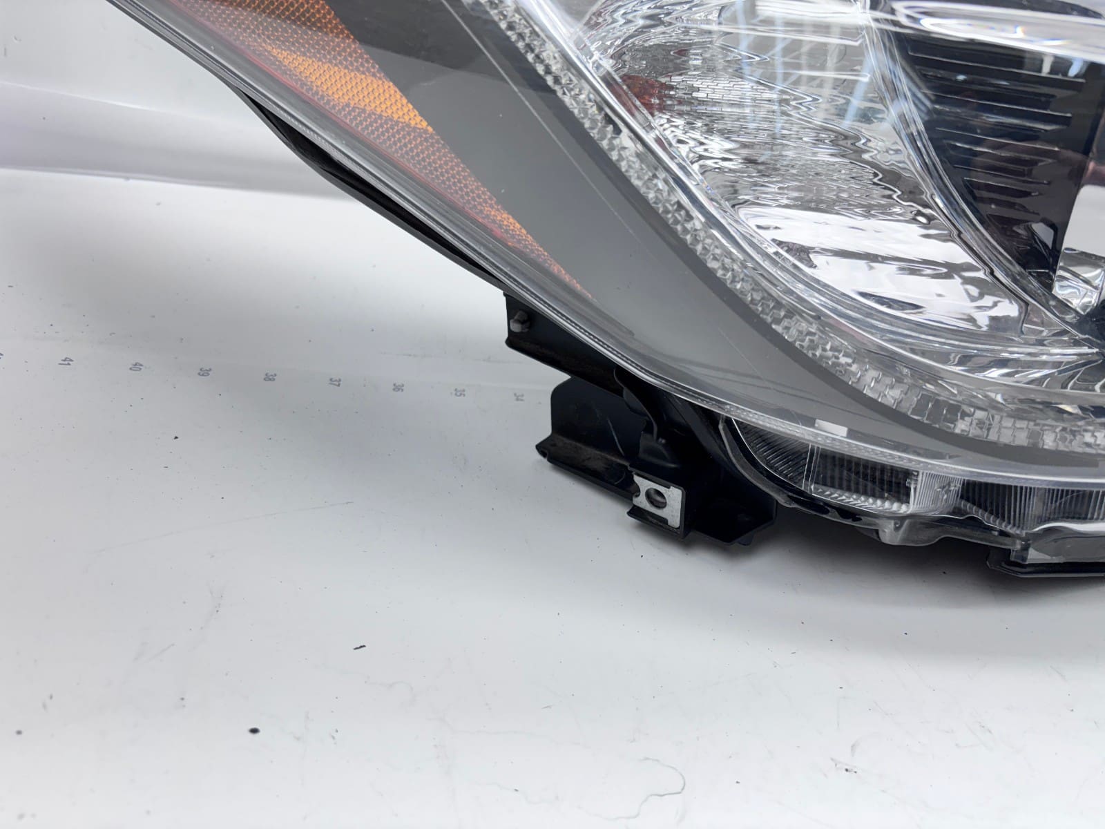 2017-2019 Toyota Highlander Halogen LED Front Right OEM Headlight - Image 8