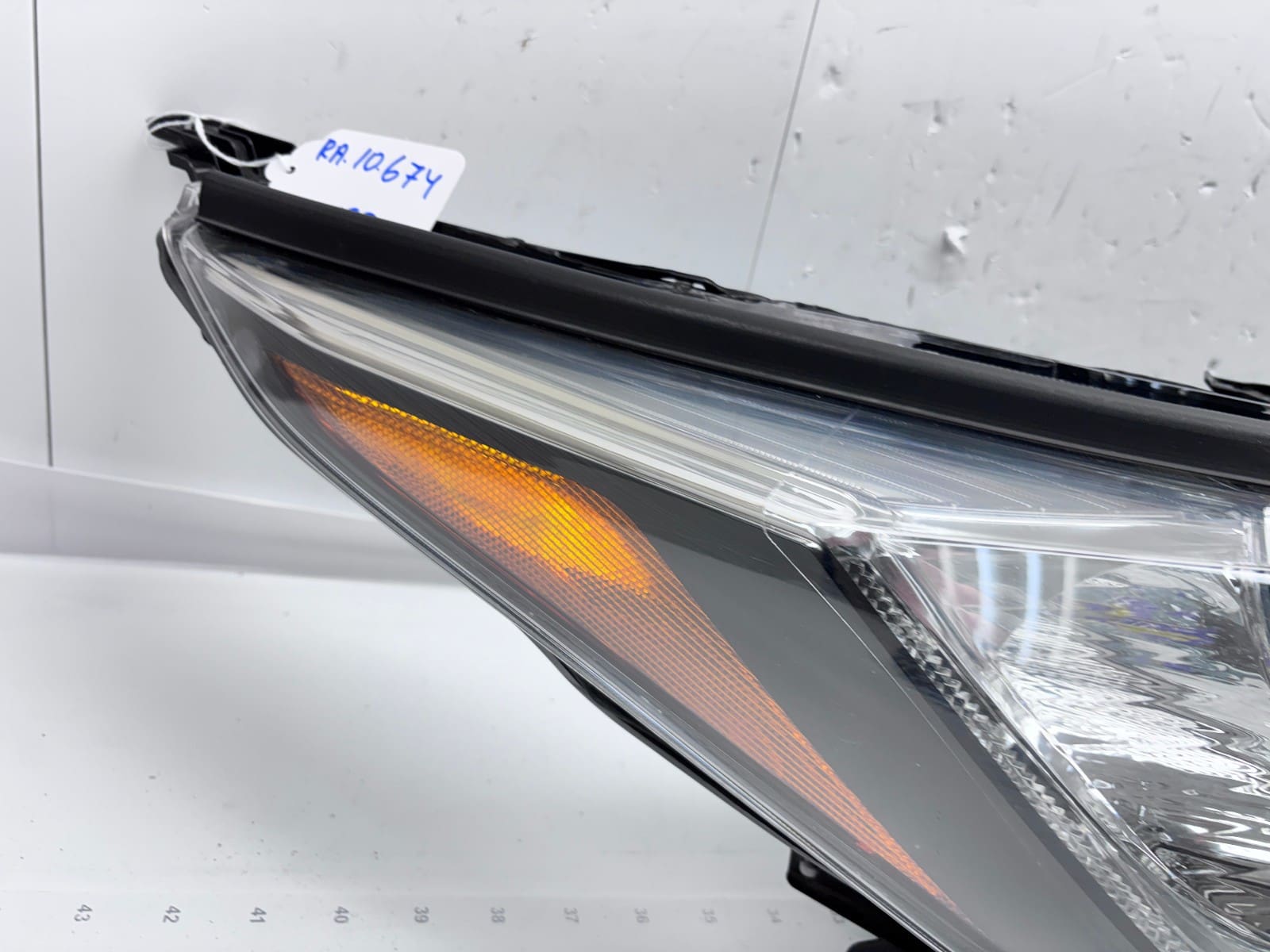 2017-2019 Toyota Highlander Halogen LED Front Right OEM Headlight - Image 10