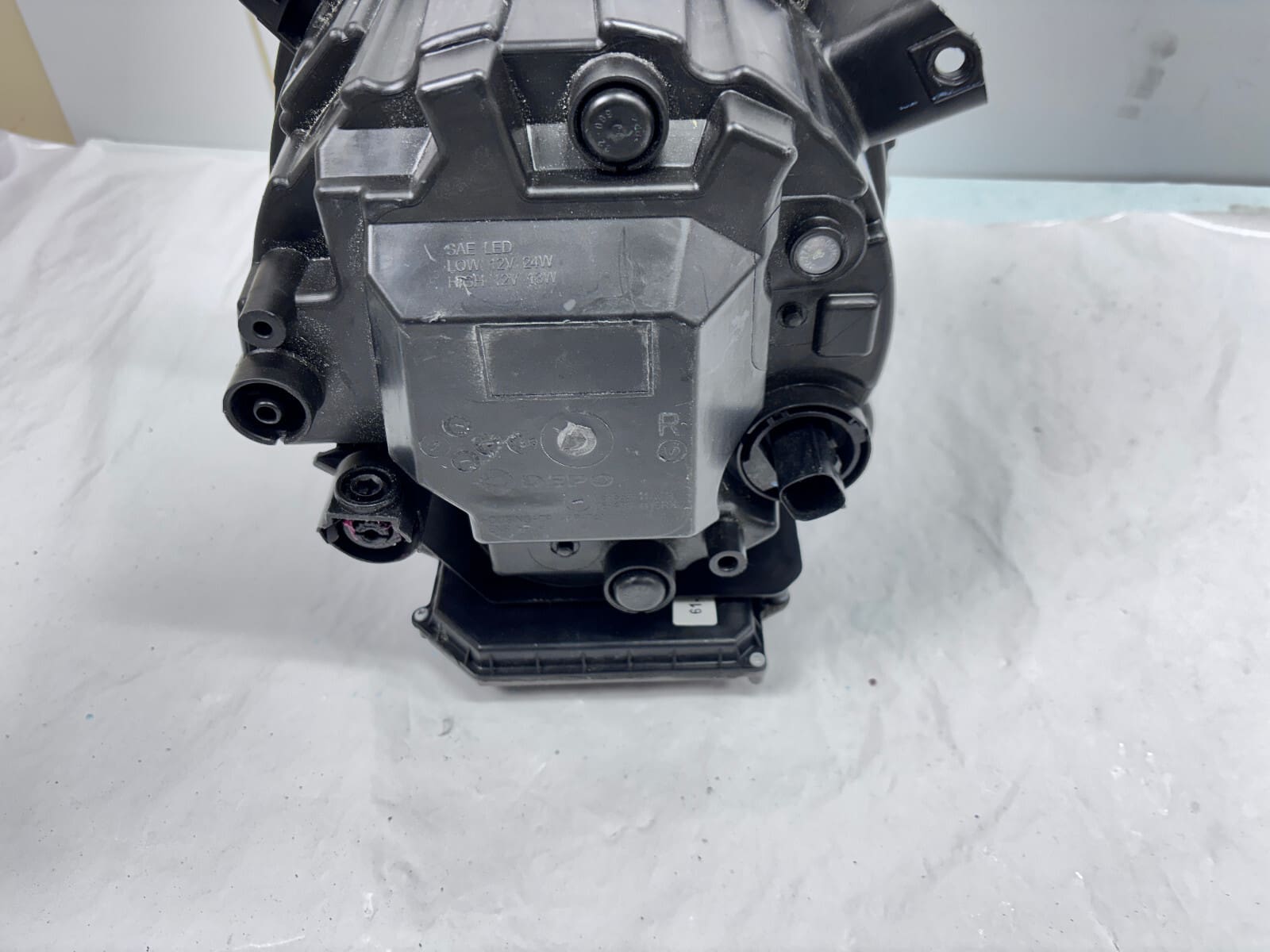 2018-2023 Jeep Gladiator; Wrangler LED Front Right CAPA Headlight - Image 14
