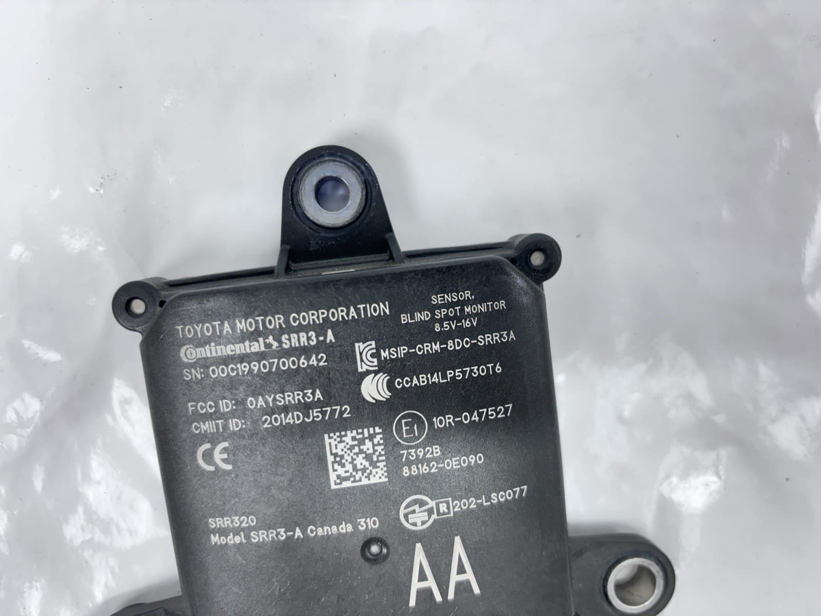 88162-0e090 2020-22 Lexus RX350 RX450h Rear Blind Spot Radar OEM Genuine - Image 4