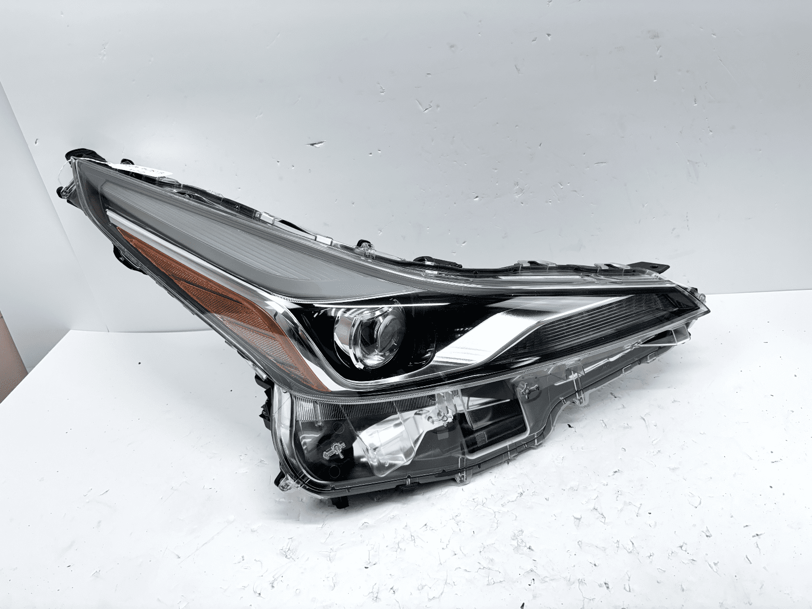 2019-2022 Toyota Prius LED Front Right OEM Headlight