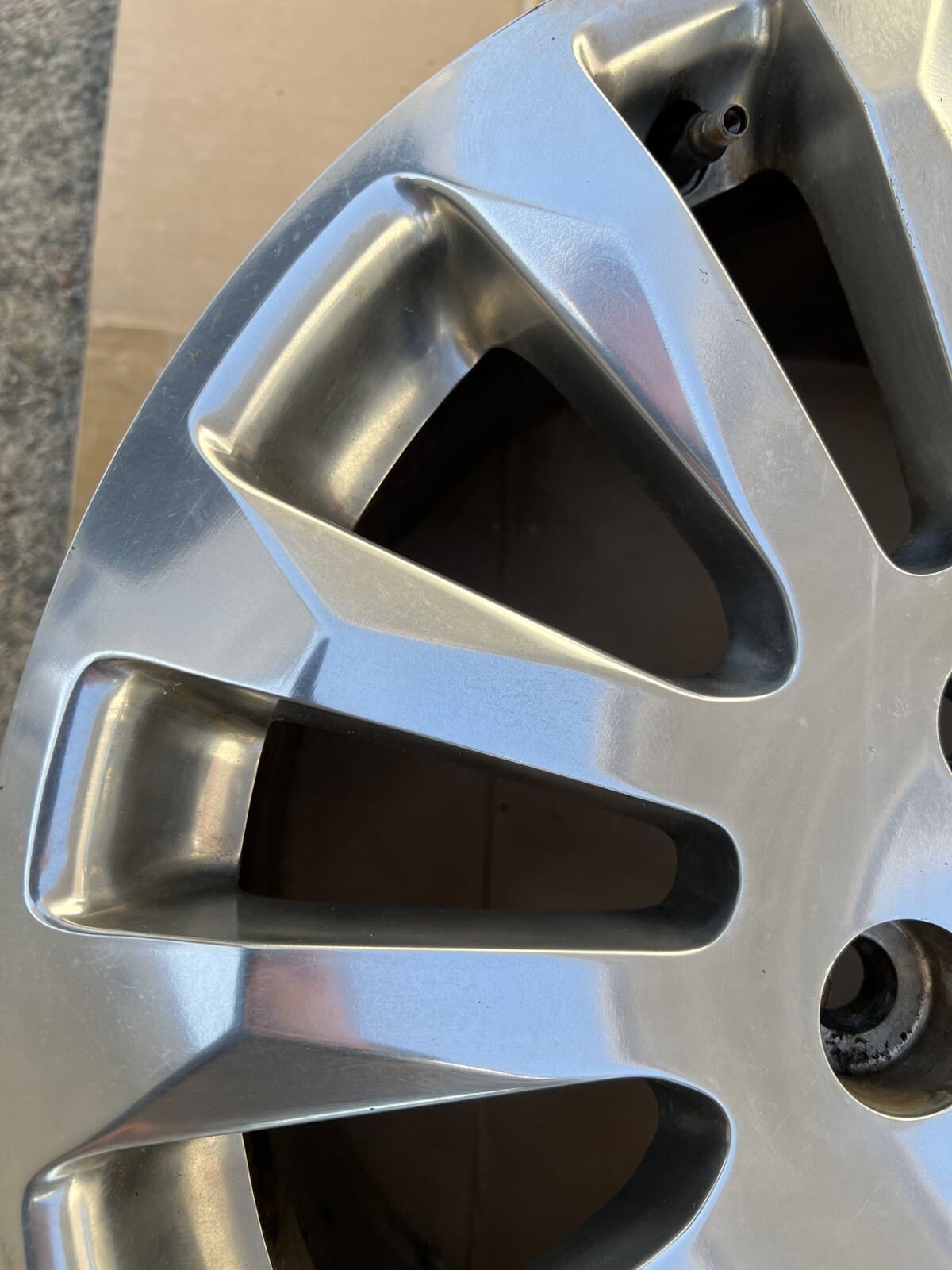 2010-2014 Cadillac CTS Polished 18x8.5 Inch OEM Wheel Rim - Image 4