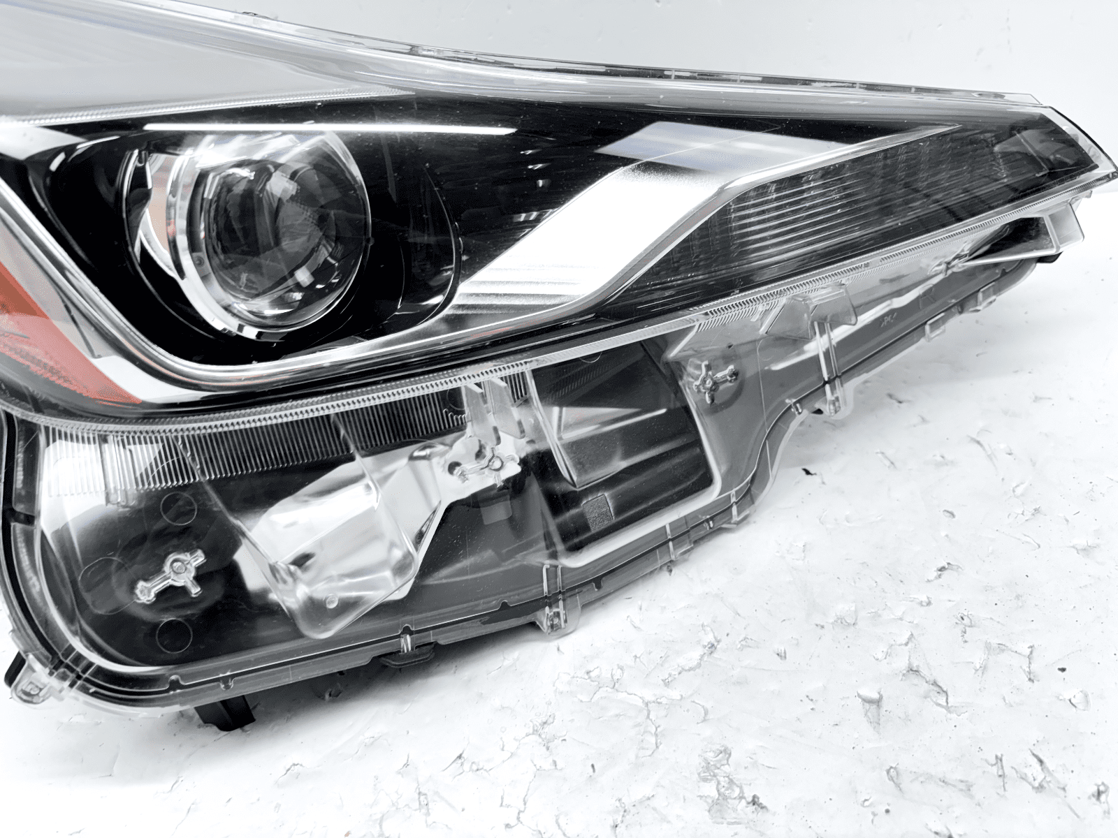 2019-2022 Toyota Prius LED Front Right OEM Headlight - Image 8