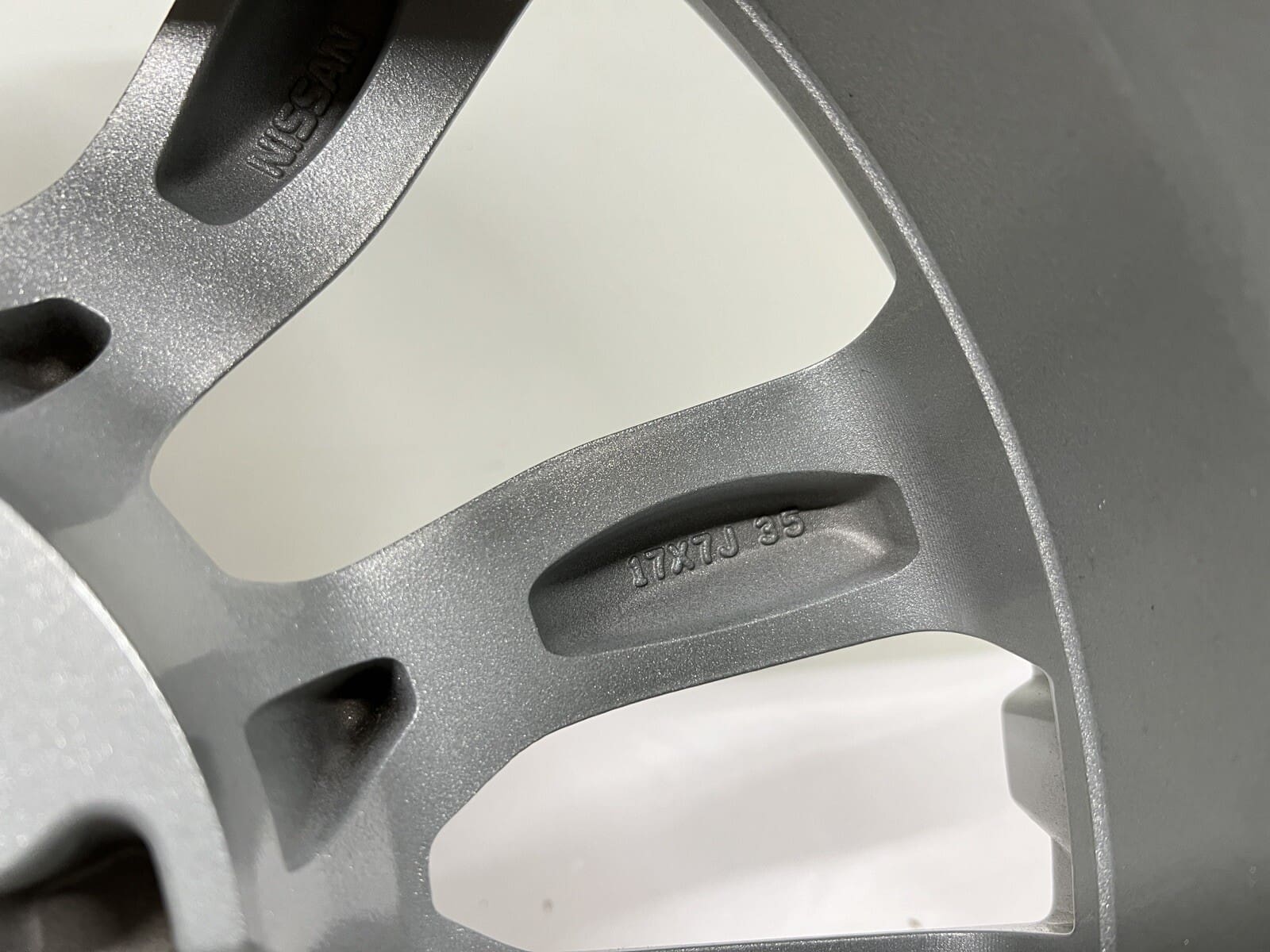 2017-2020 Nissan Rogue OEM 17x7 Inch Wheel Rim - Image 14