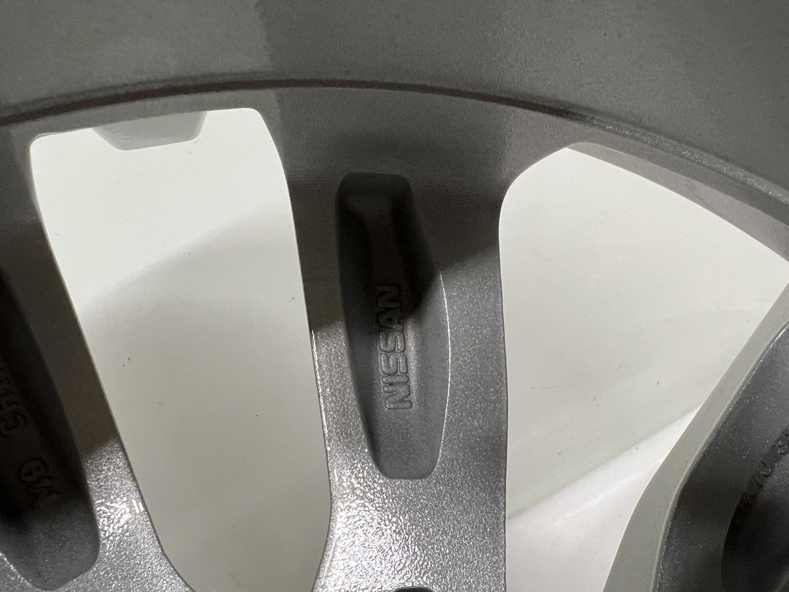 2017-2020 Nissan Rogue OEM 17x7 Inch Wheel Rim - Image 15