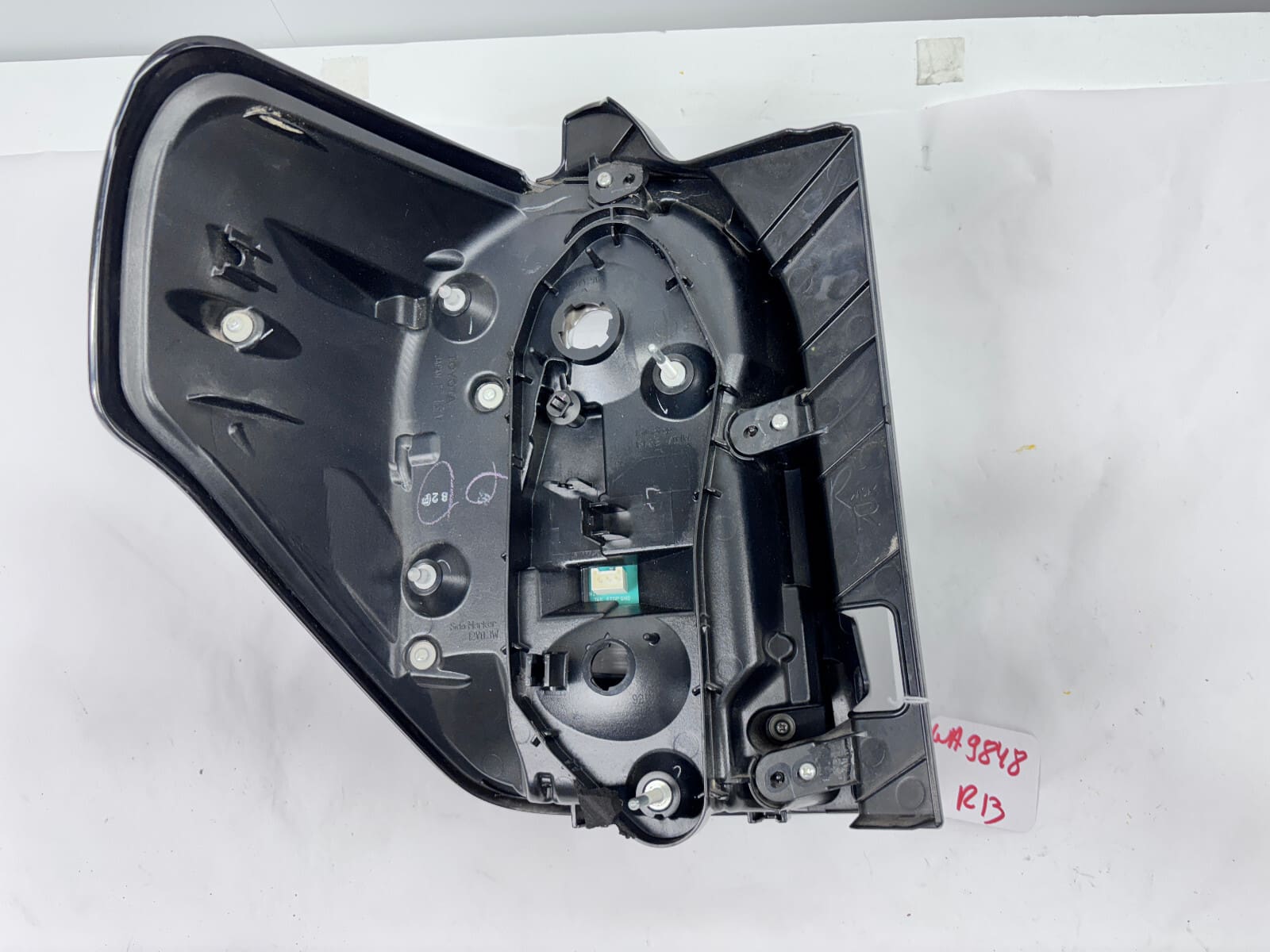 2014-2023 Toyota 4Runner LED Rear Right OEM Tail Light - Image 18