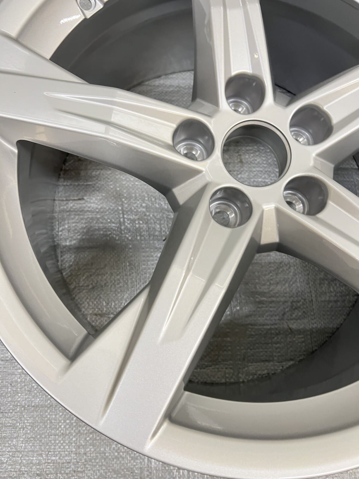 2021-2024 Audi Q5 18x8 Wheel OEM Genuine 80A601025BE - Image 2