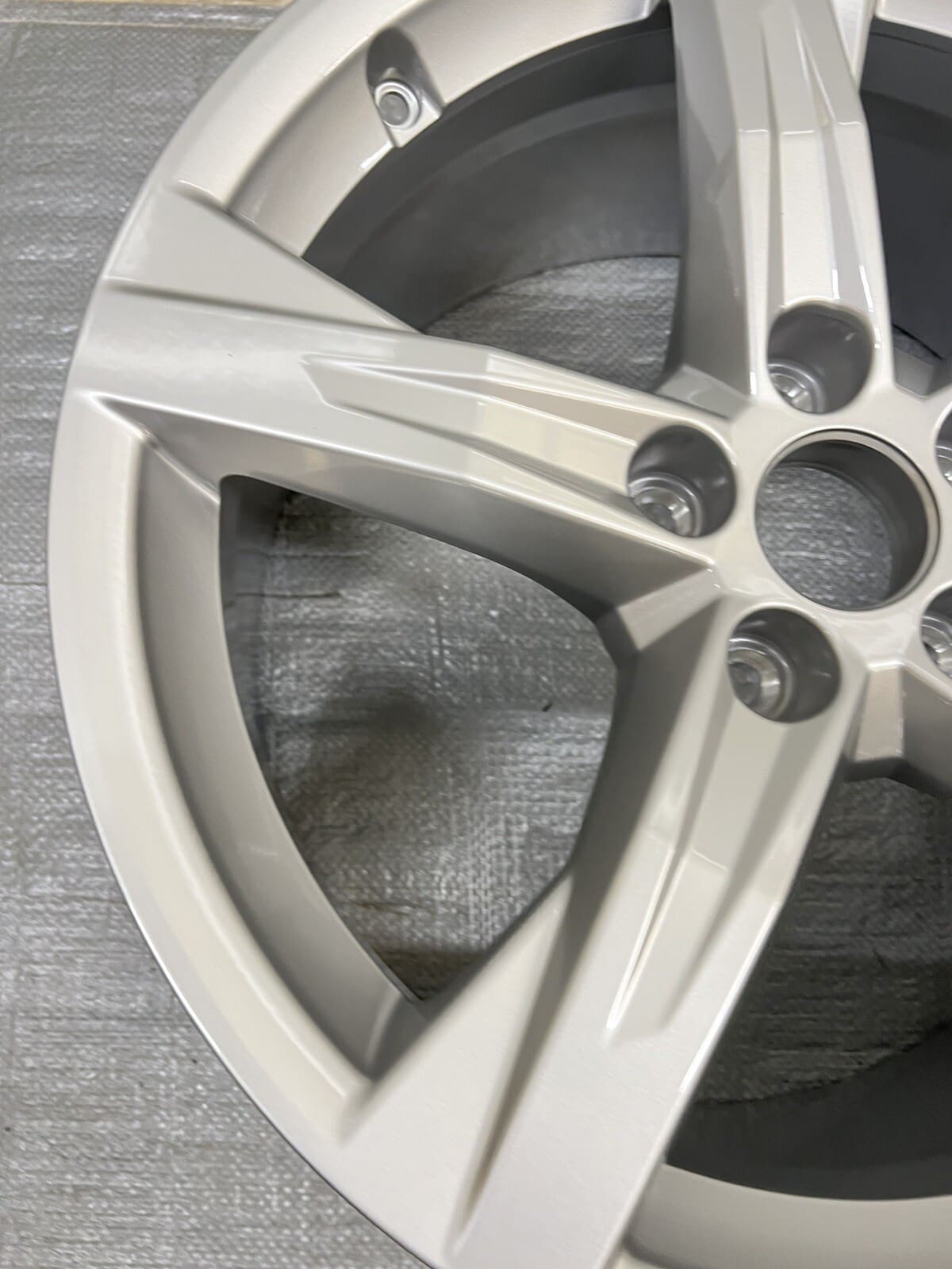 2021-2024 Audi Q5 18x8 Wheel OEM Genuine 80A601025BE - Image 3