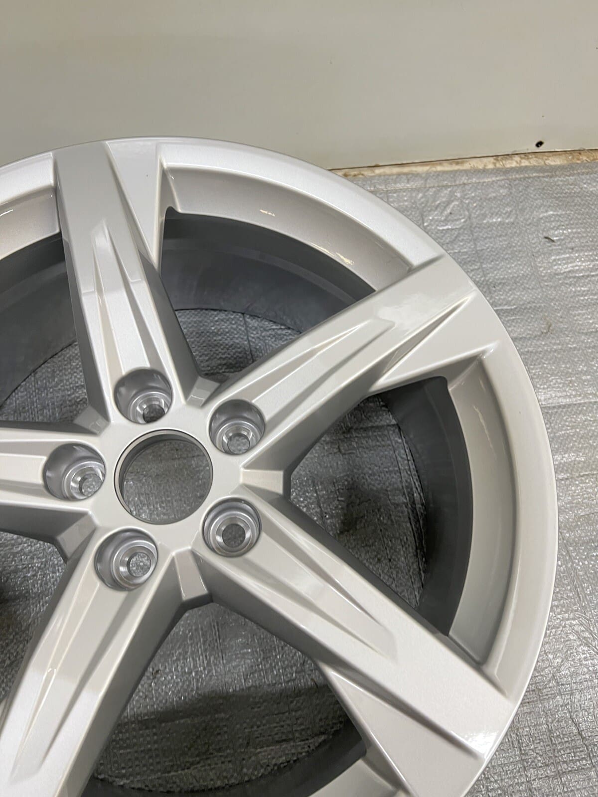 2021-2024 Audi Q5 18x8 Wheel OEM Genuine 80A601025BE - Image 7