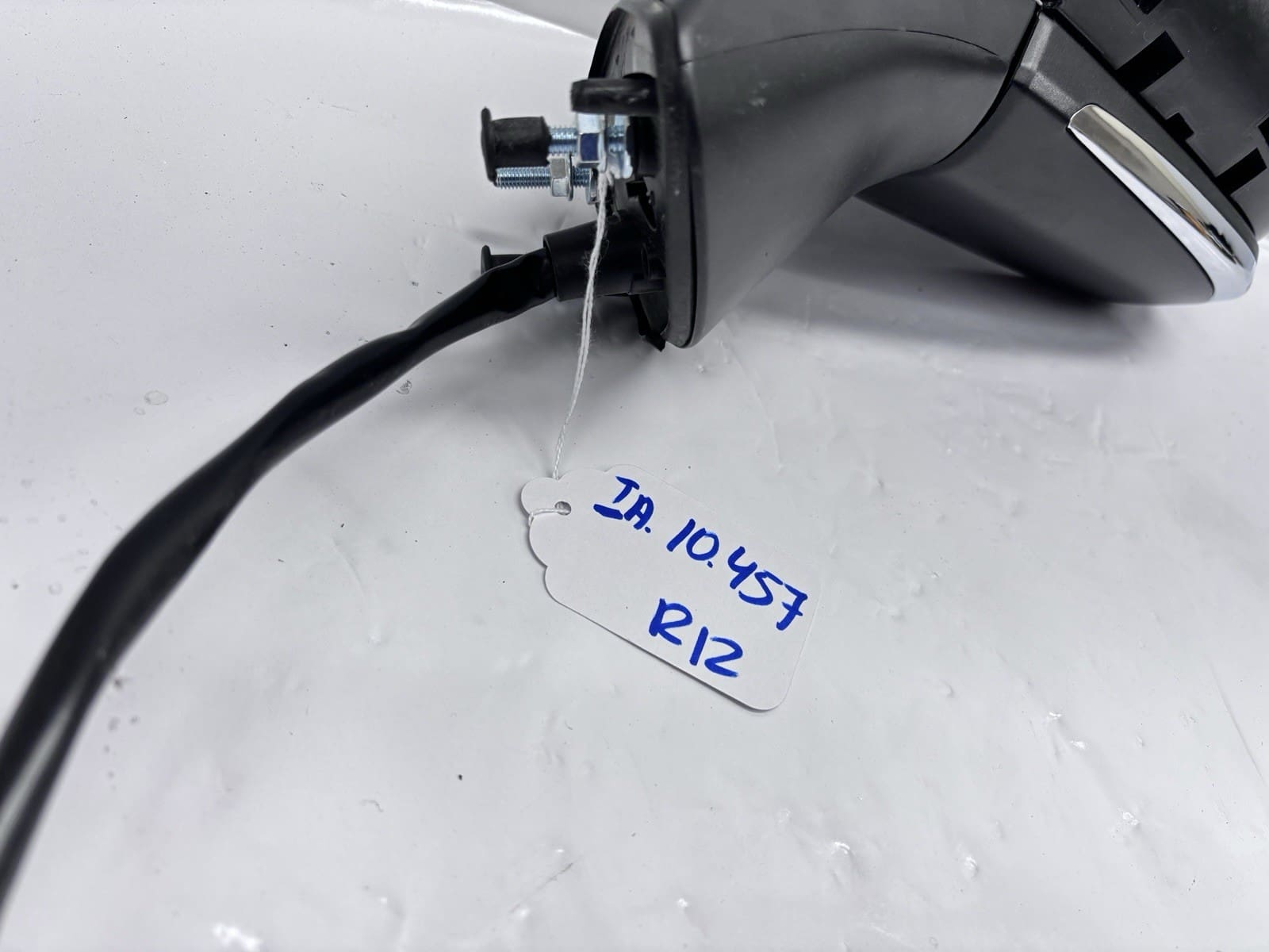 2019-2022 Toyota Avalon Front Left Mirror Blind Spot Turn Signal - Image 4