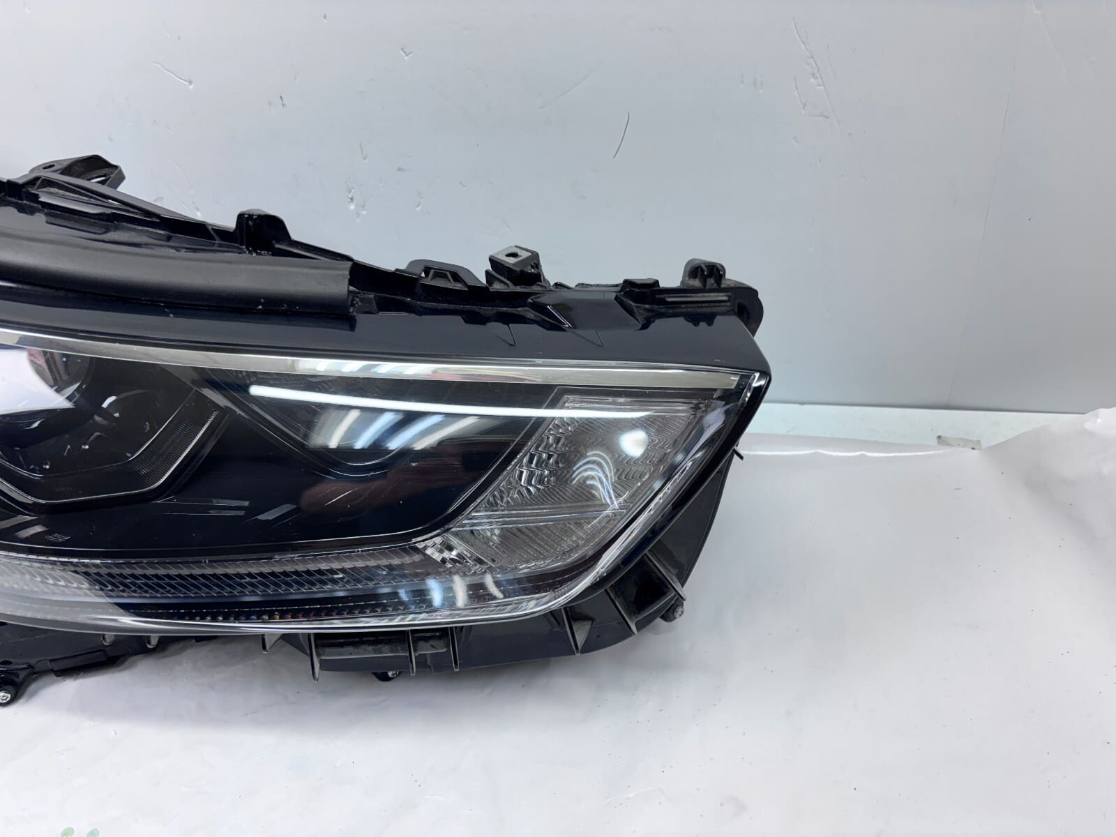 2020-23 Toyota Highlander LED Front Right OEM Headlight 10000-8A0HD - Image 3