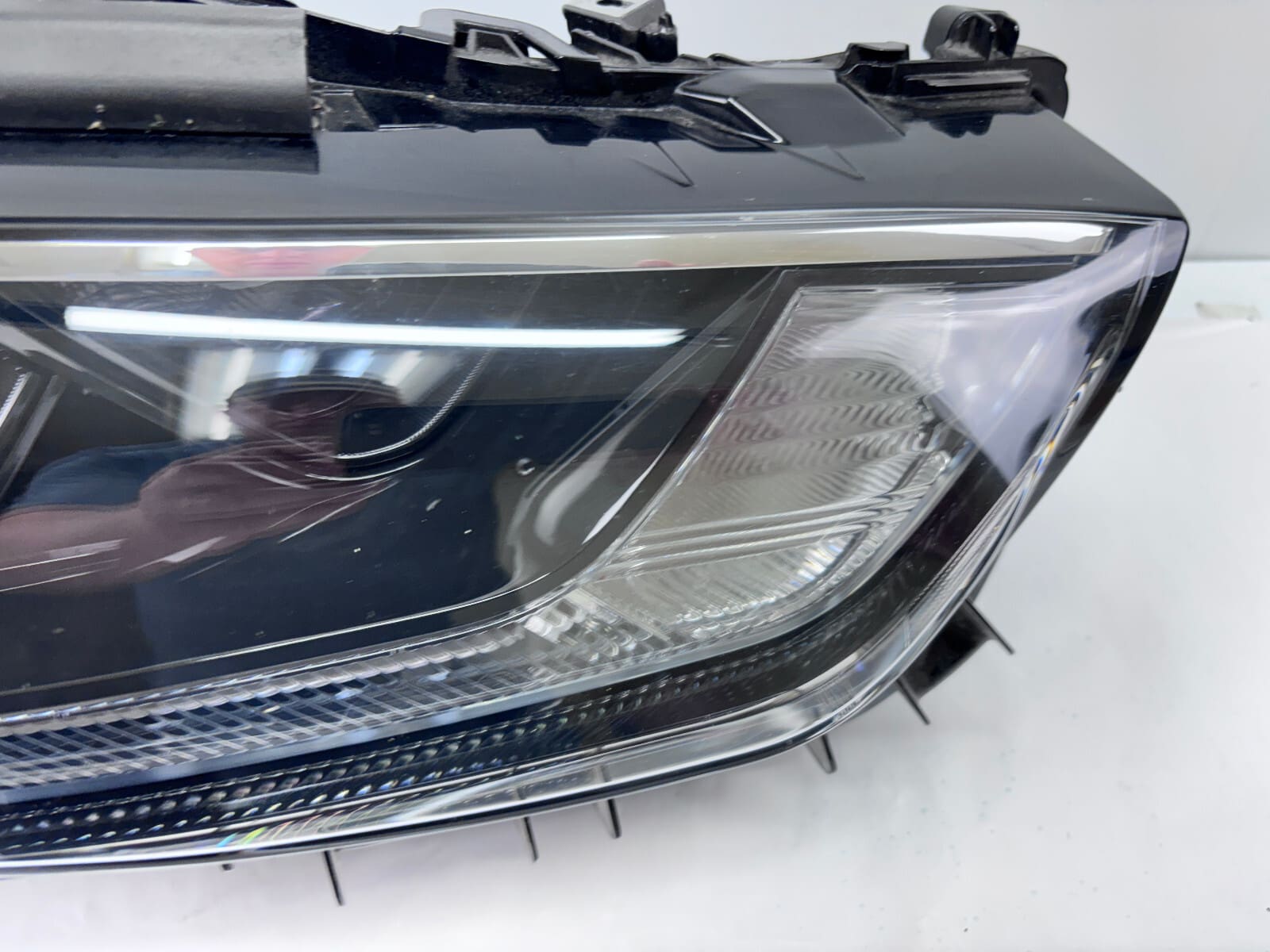 2020-23 Toyota Highlander LED Front Right OEM Headlight 10000-8A0HD - Image 6