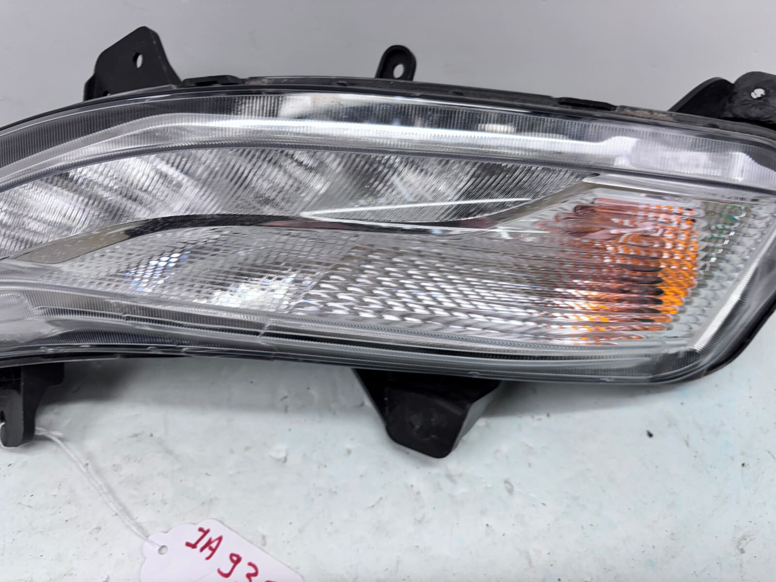 2019-22 Chevy Malibu Halogen Front Left OEM Running/Fog Light - Image 5