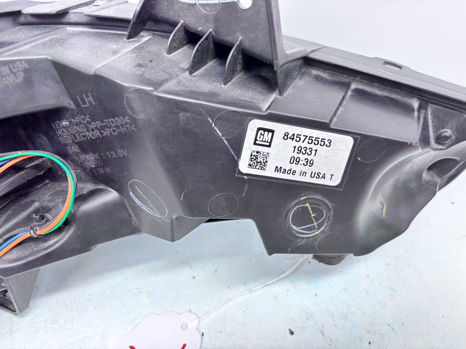 2019-22 Chevy Malibu Halogen Front Left OEM Running/Fog Light - Image 13