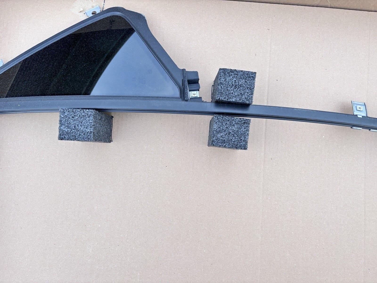 NEW 2023-25 Honda Pilot Rear Left Door Vent Window Glass w/Seal Weatherstrip OEM Genuine - Image 7