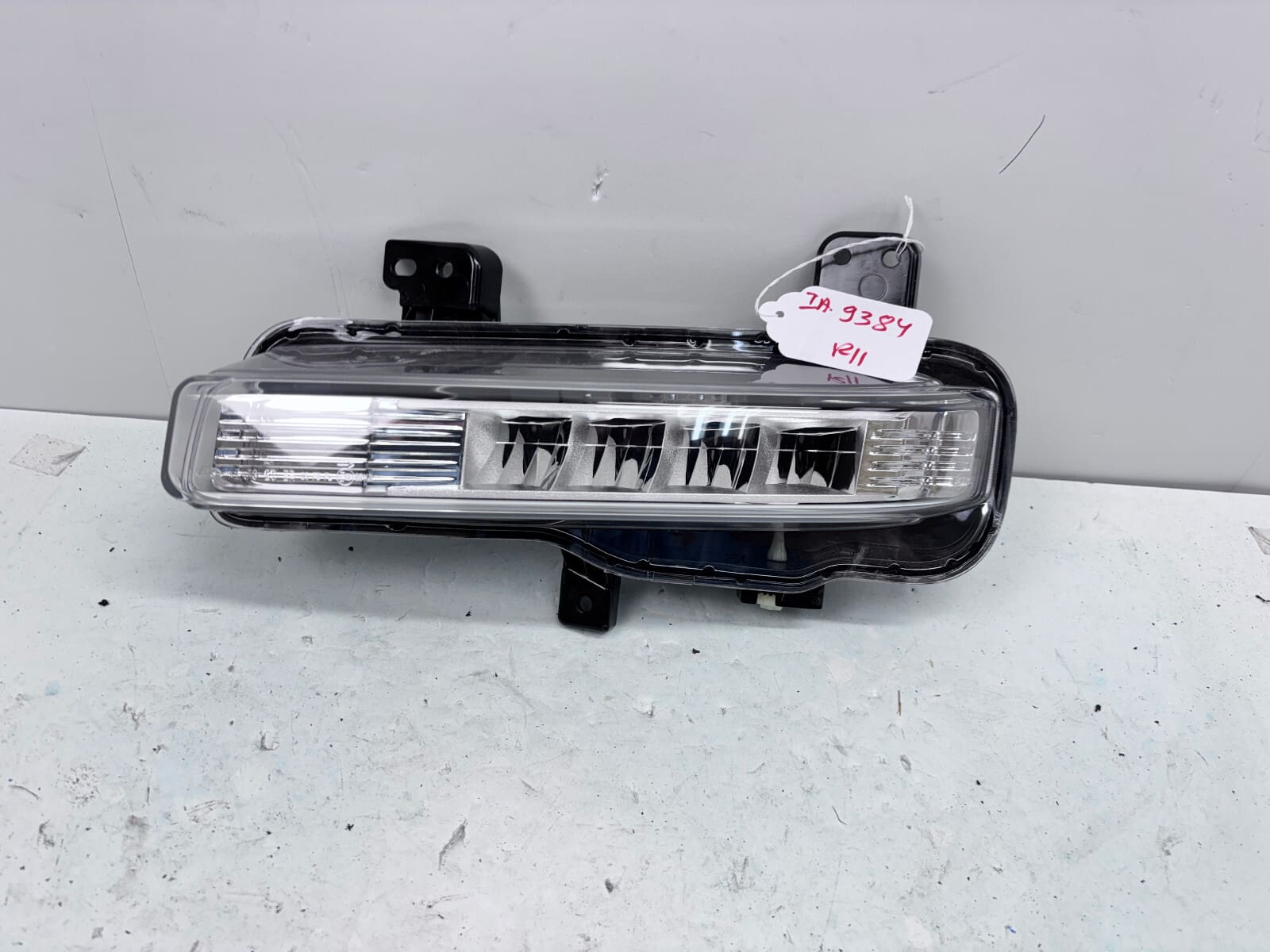 2020-2023 Ford Explorer LED Front Left OEM Fog Light LB5B13A255AE - Image 2