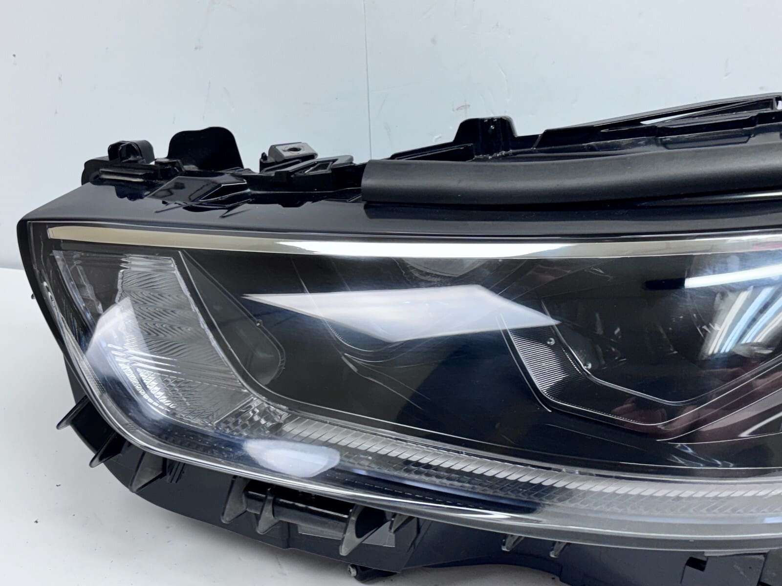2020-23 Toyota Highlander LED Front Left OEM Headlight 10100-8A0HW - Image 3