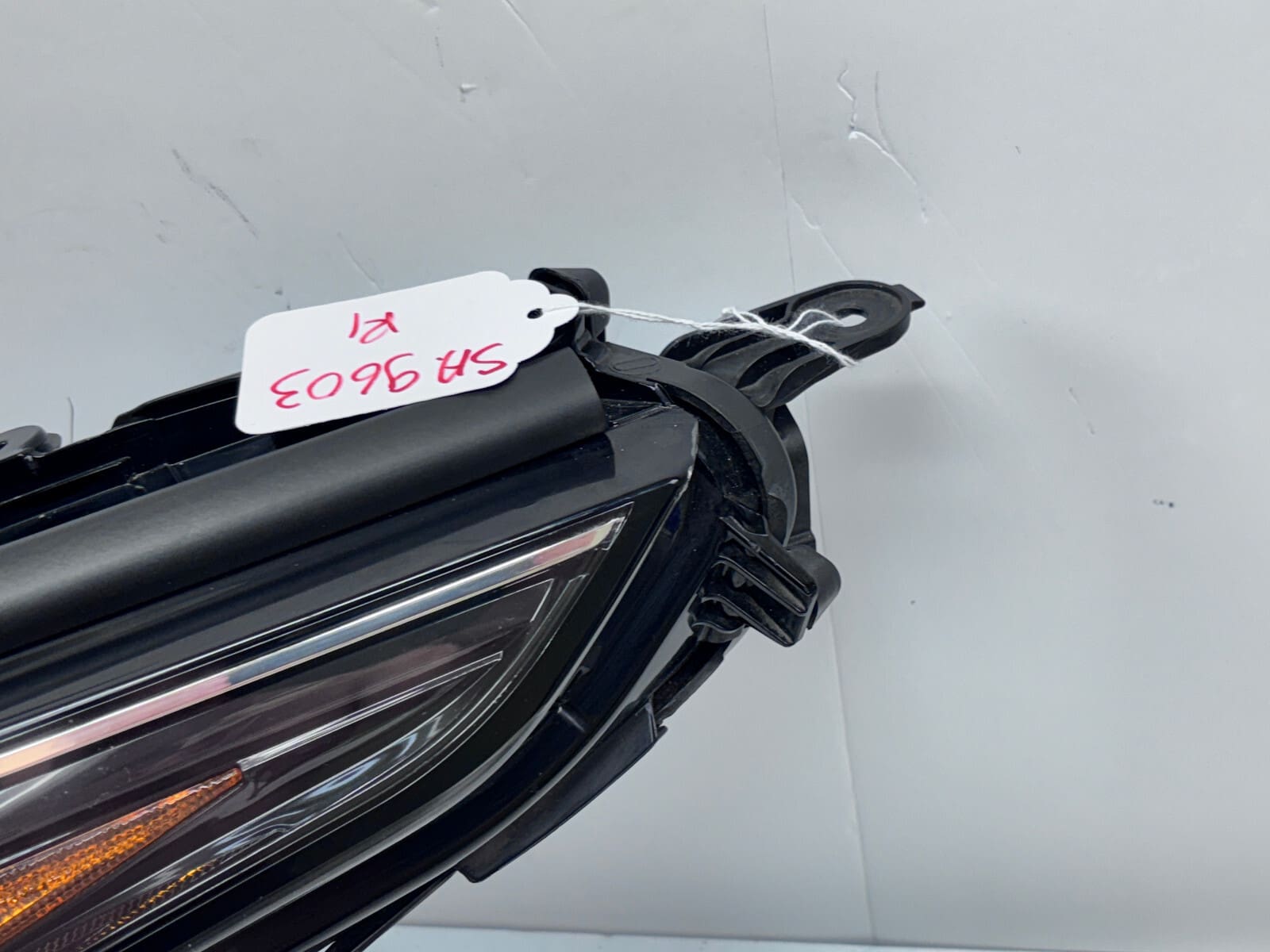2020-23 Toyota Highlander LED Front Left OEM Headlight 10100-8A0HW - Image 7