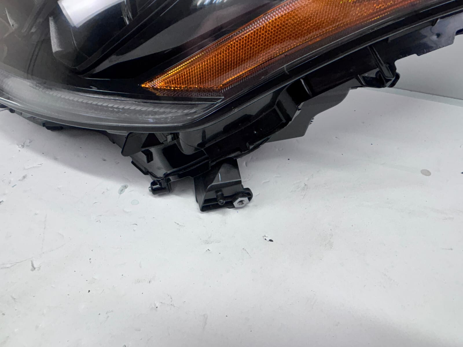 2020-23 Toyota Highlander LED Front Left OEM Headlight 10100-8A0HW - Image 8