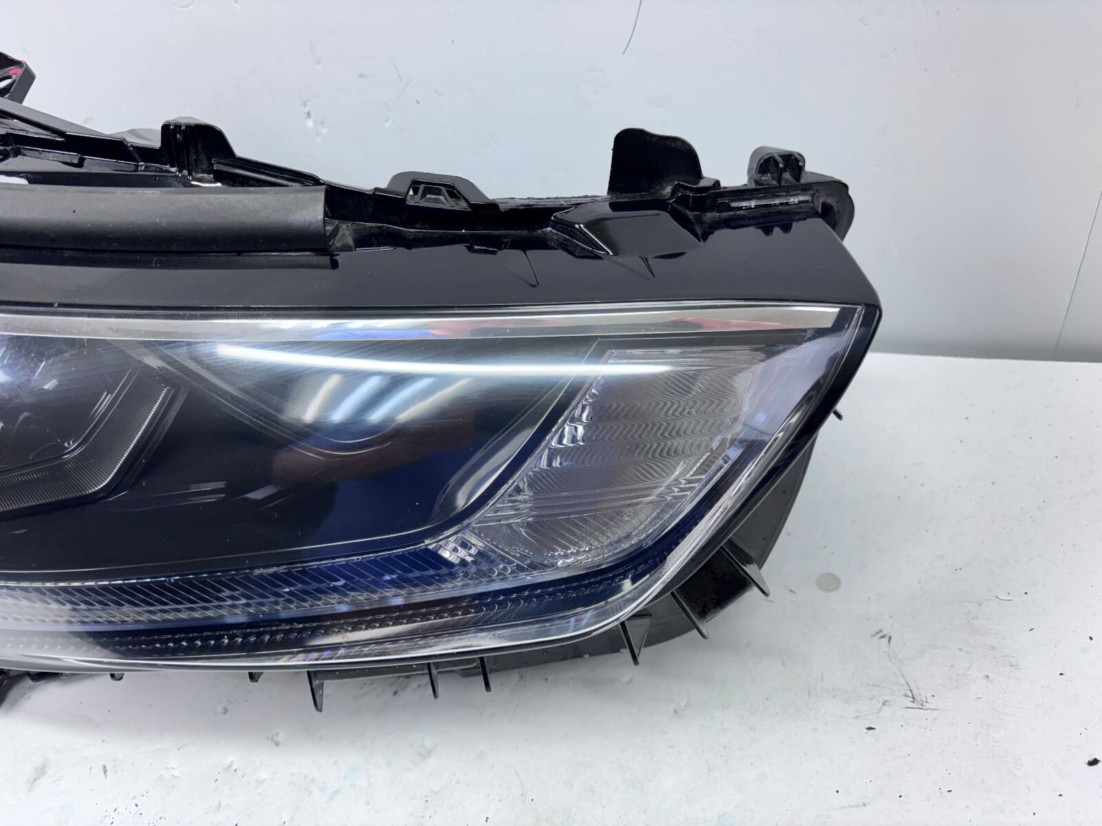 2020-23 Toyota Highlander LED Front Right OEM Headlight 10000-8A0M4 - Image 3