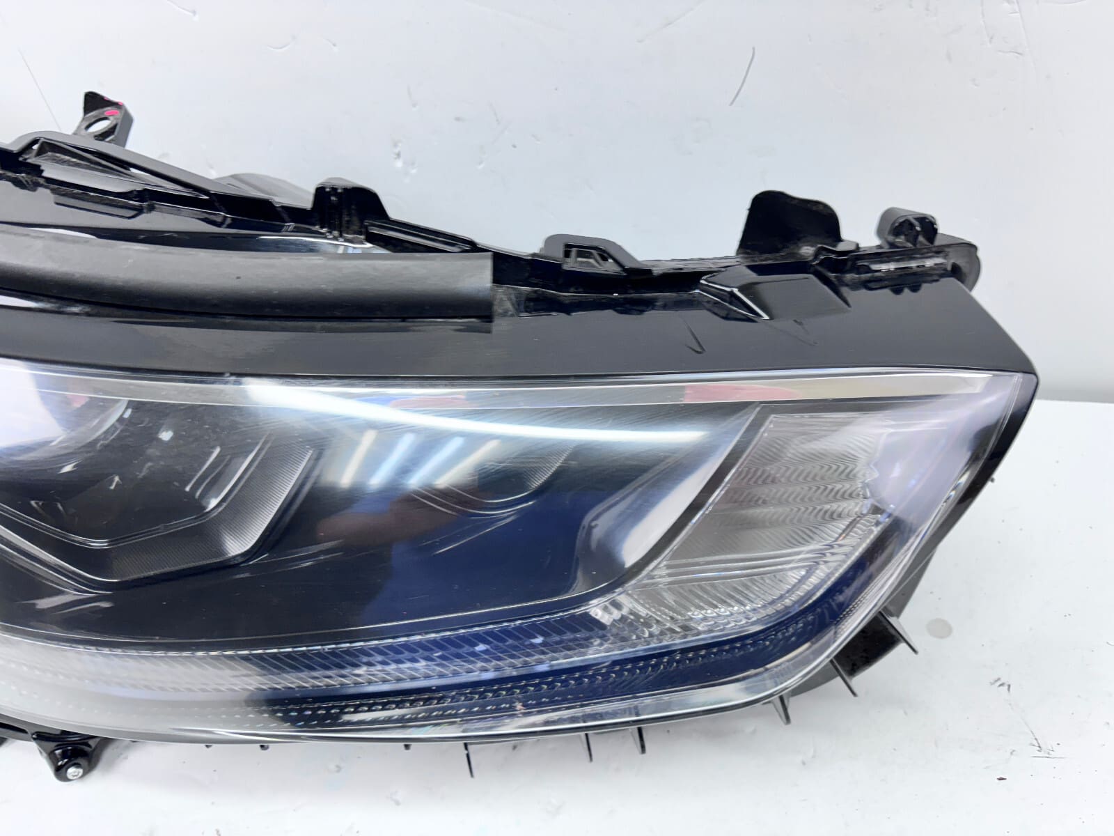 2020-23 Toyota Highlander LED Front Right OEM Headlight 10000-8A0M4 - Image 4