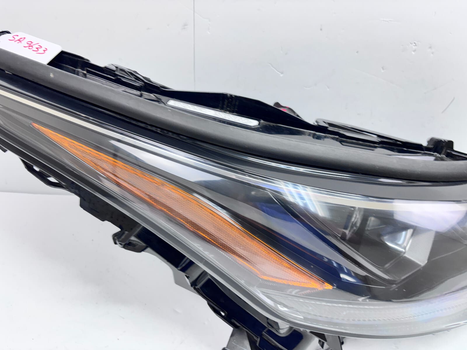 2020-23 Toyota Highlander LED Front Right OEM Headlight 10000-8A0M4 - Image 8