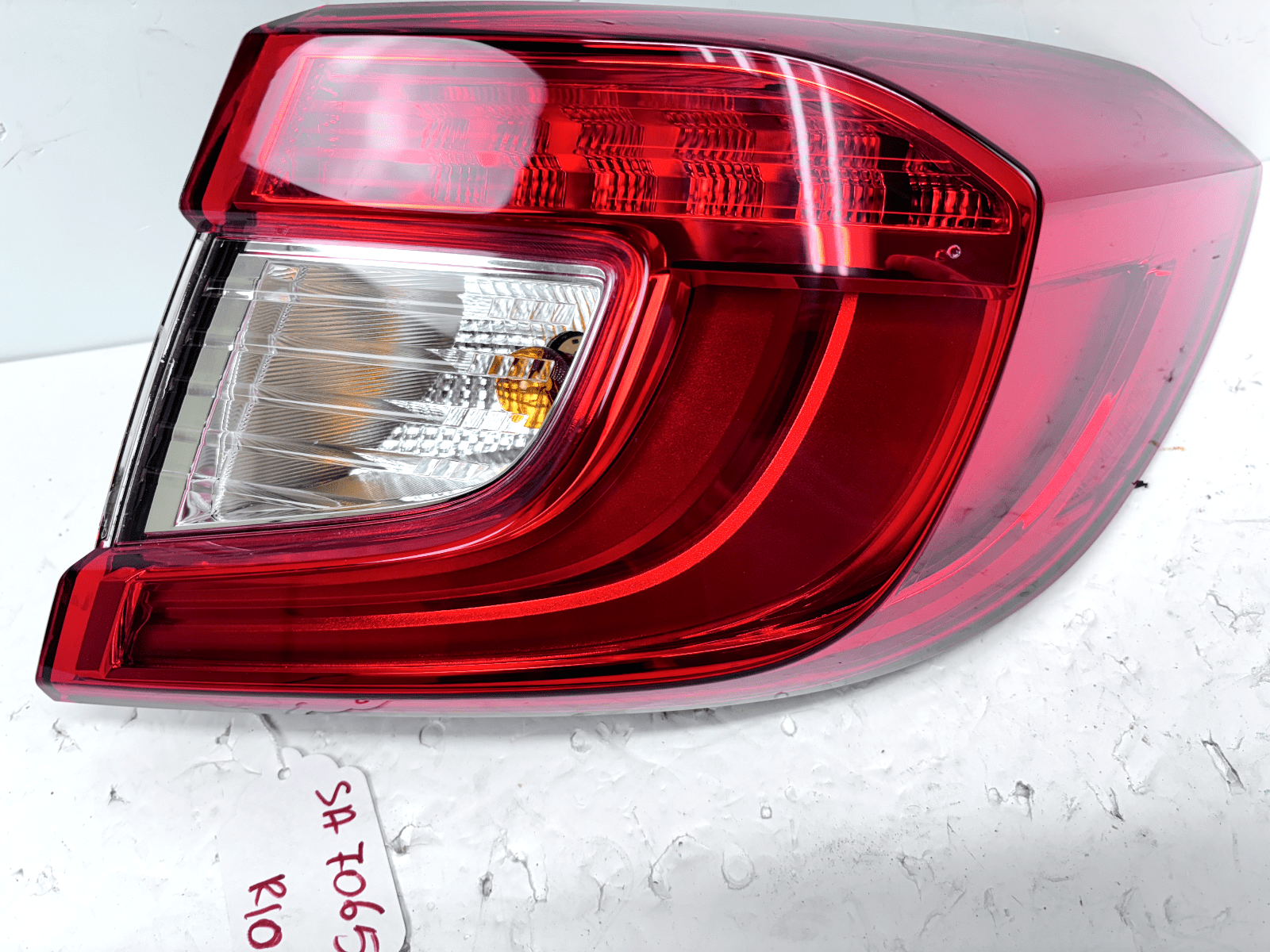 2018-2022 Honda Accord Halogen LED Rear Right OEM Tail Light - Image 10