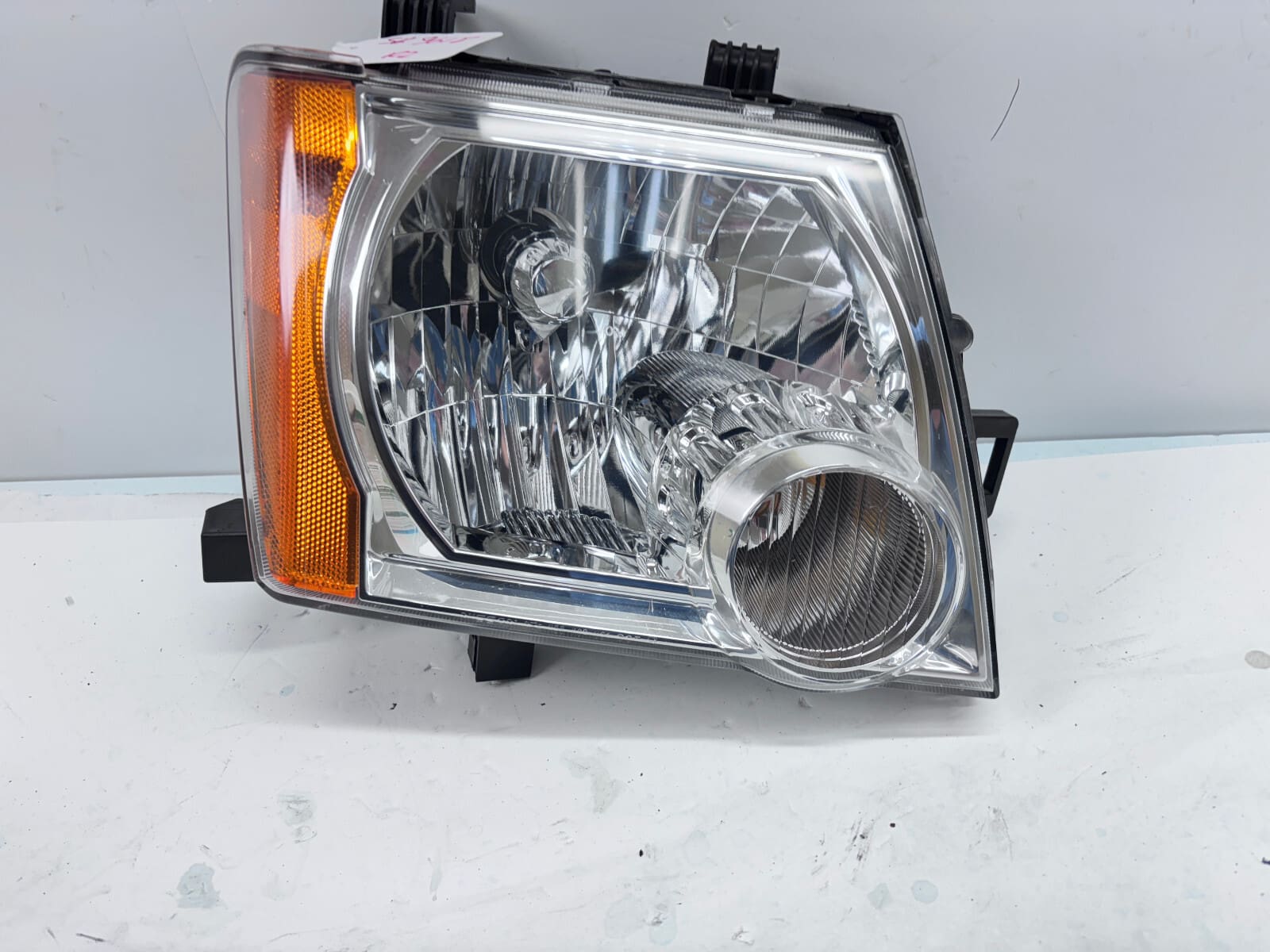 2005-2015 Nissan Xterra Halogen Front Right OEM Headlight - Image 2