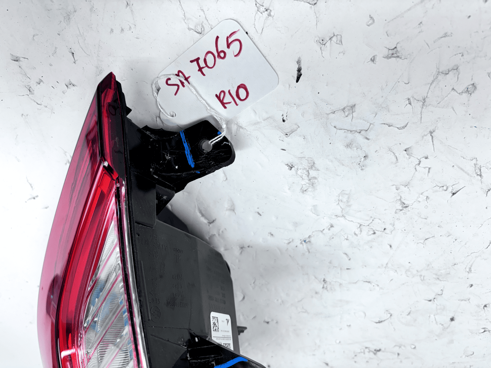 2018-2022 Honda Accord Halogen LED Rear Right OEM Tail Light - Image 13
