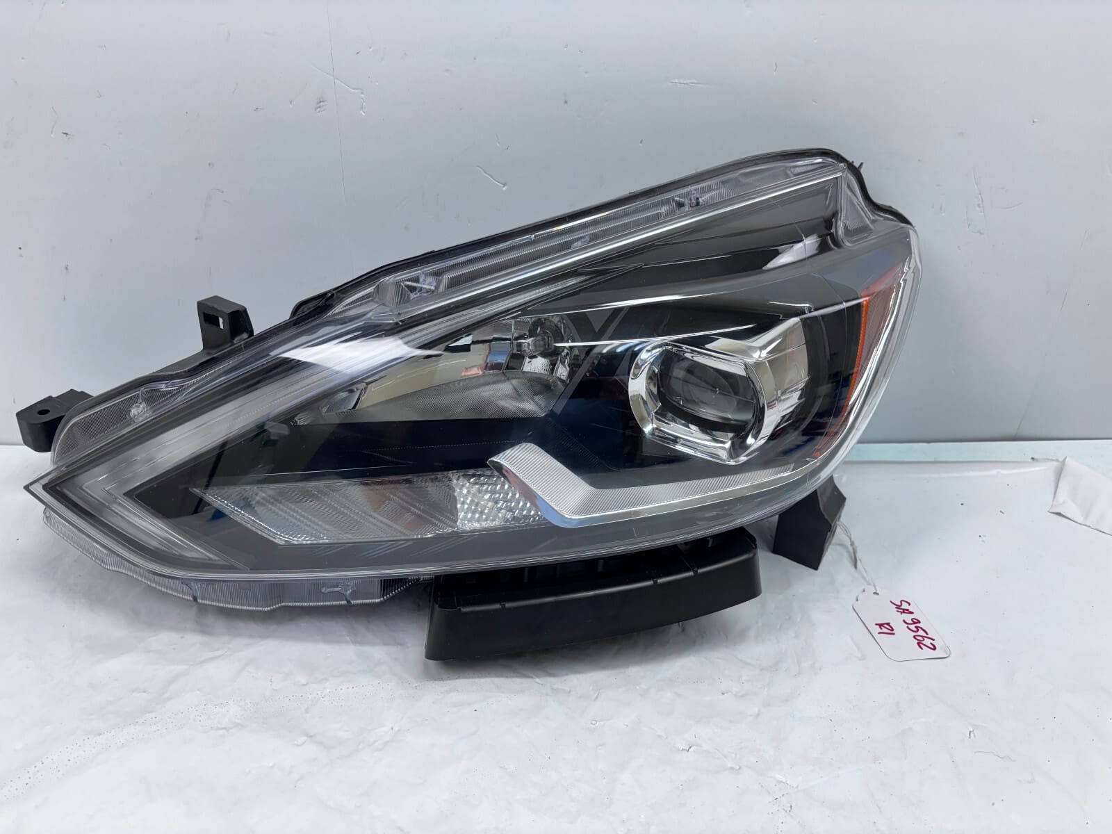 2016-2019 Nissan Sentra LED Front Left OEM Headlight