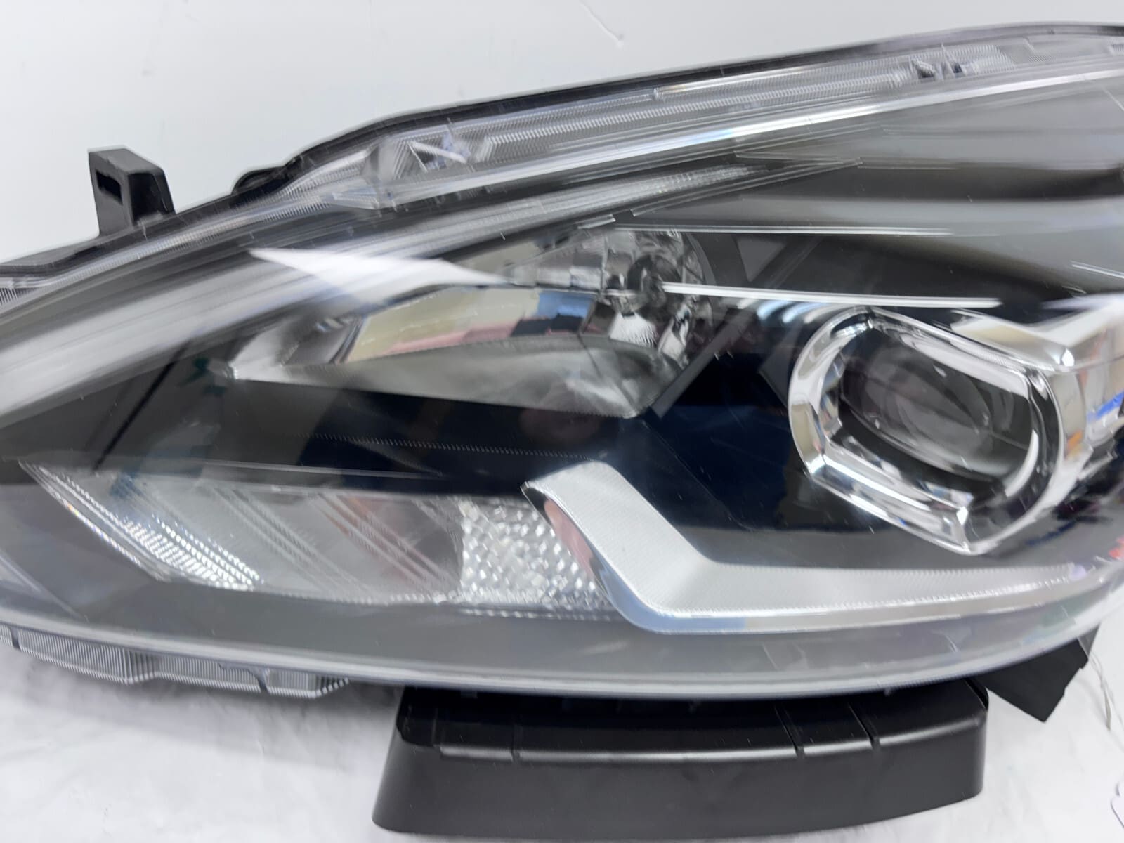 2016-2019 Nissan Sentra LED Front Left OEM Headlight - Image 13