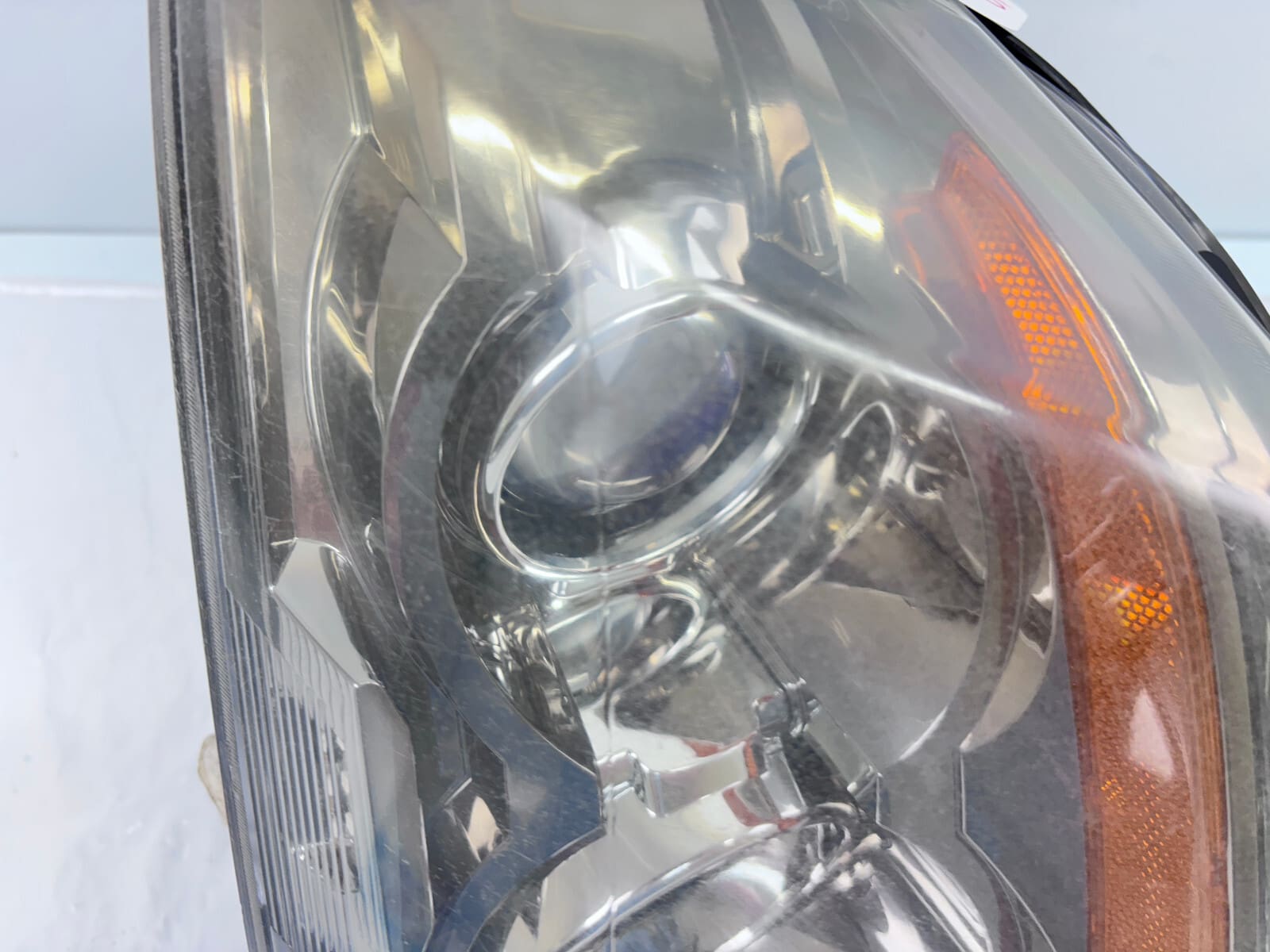 2007-2014 Cadillac CTS Halogen Front Right OEM Headlight - Image 12