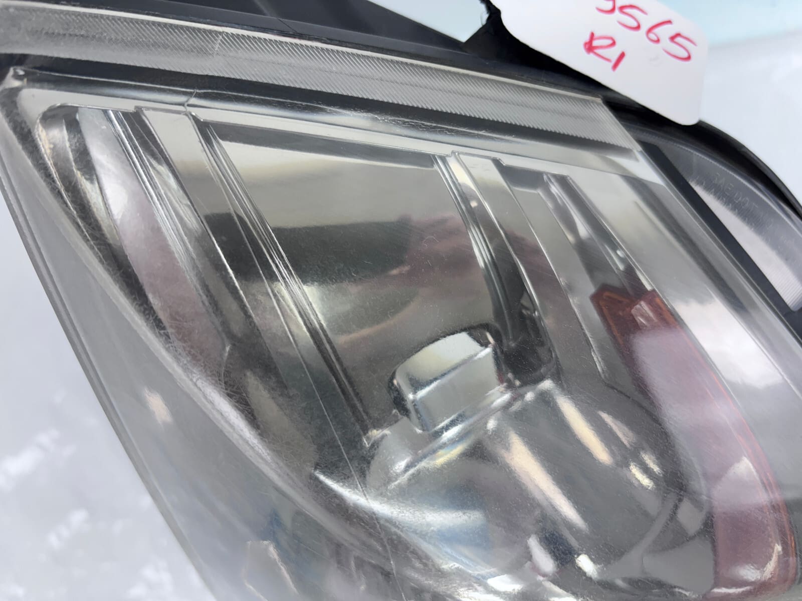 2007-2014 Cadillac CTS Halogen Front Right OEM Headlight - Image 15