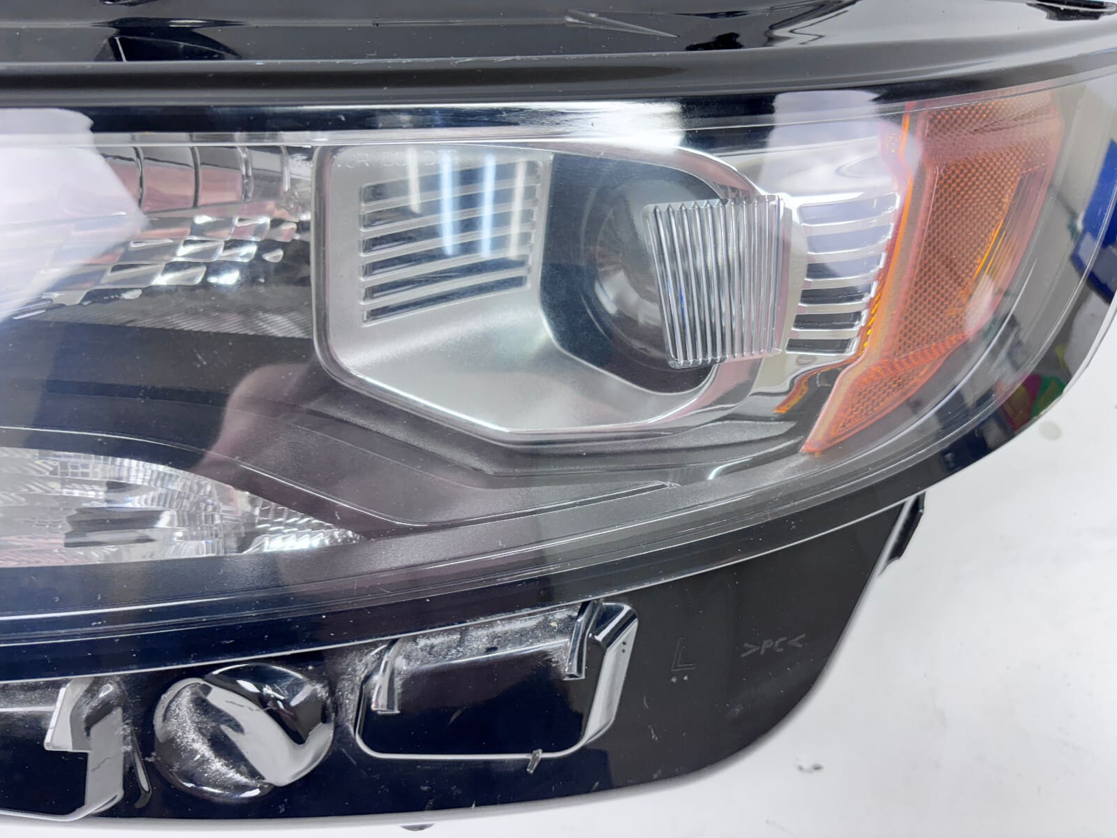 2015-2018 Ford Edge Xenon HID Front Left OEM Headlight - Image 6