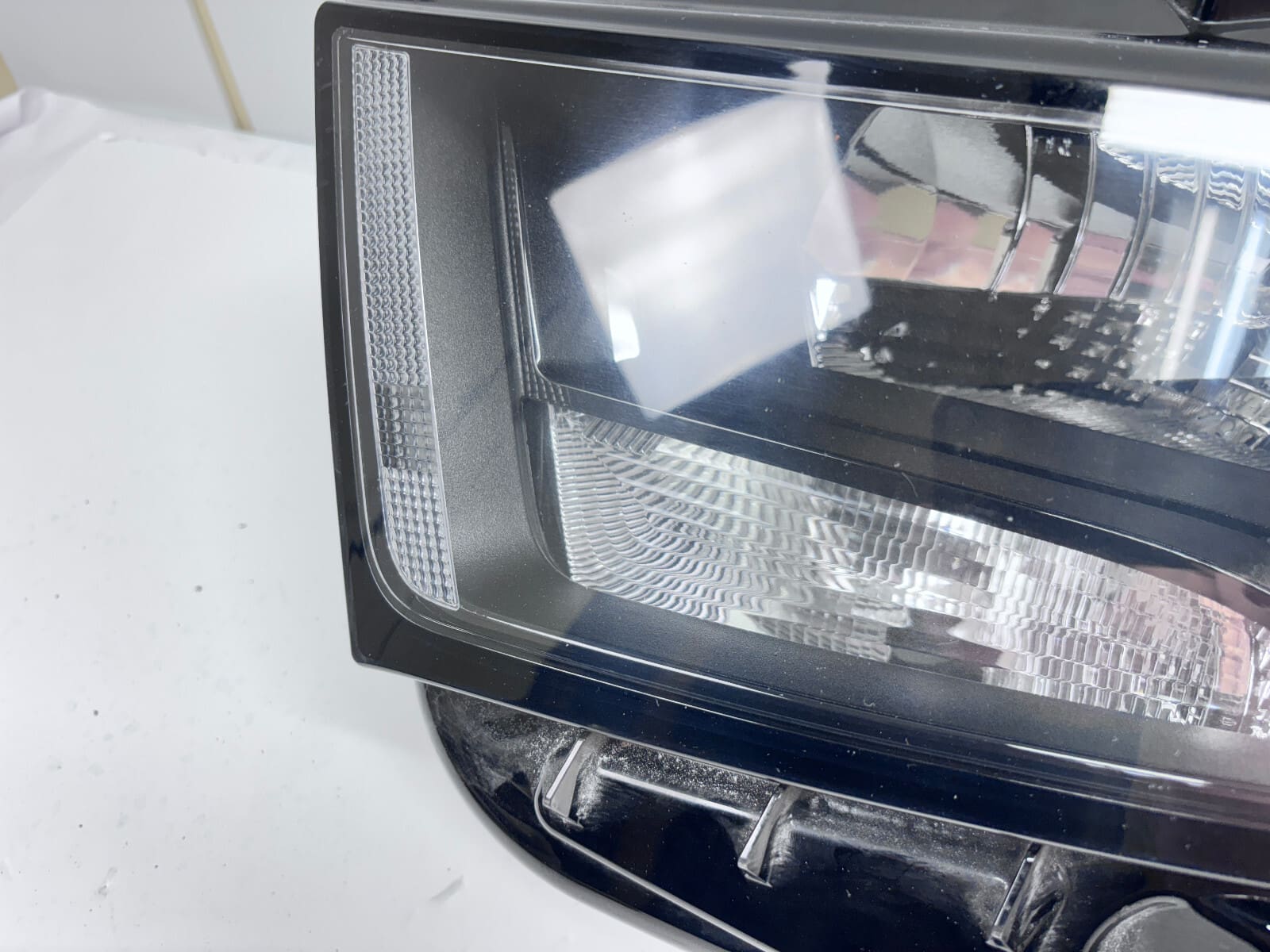 2015-2018 Ford Edge Xenon HID Front Left OEM Headlight - Image 8