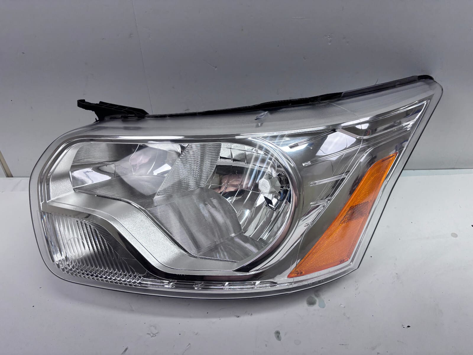 2015-21 Ford Transit 150 250 350 Halogen Front Left OEM Headlight - Image 2